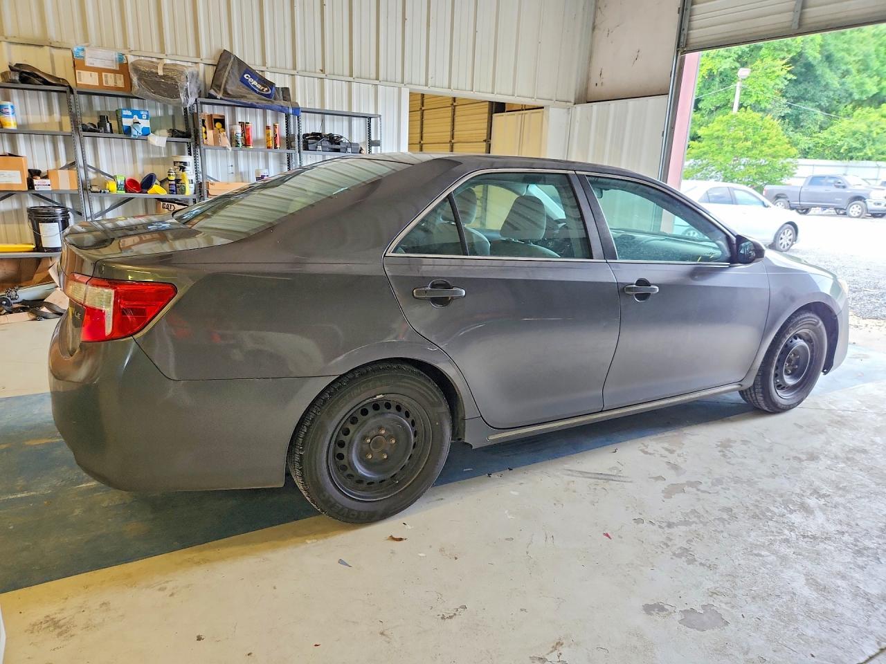 2014 Toyota Camry Le Gray vin: 4T1BF1FK9EU343763