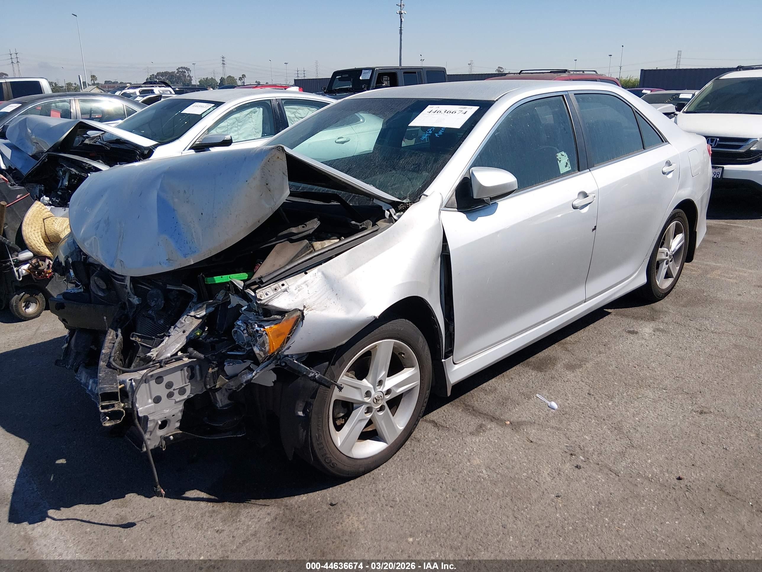 2014 Toyota Camry Se Silver vin: 4T1BF1FK9EU346744