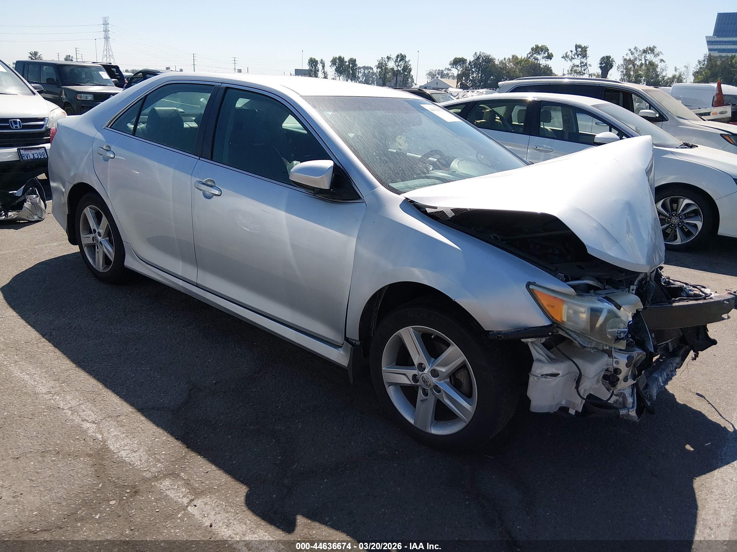 2014 Toyota Camry Se Silver vin: 4T1BF1FK9EU346744