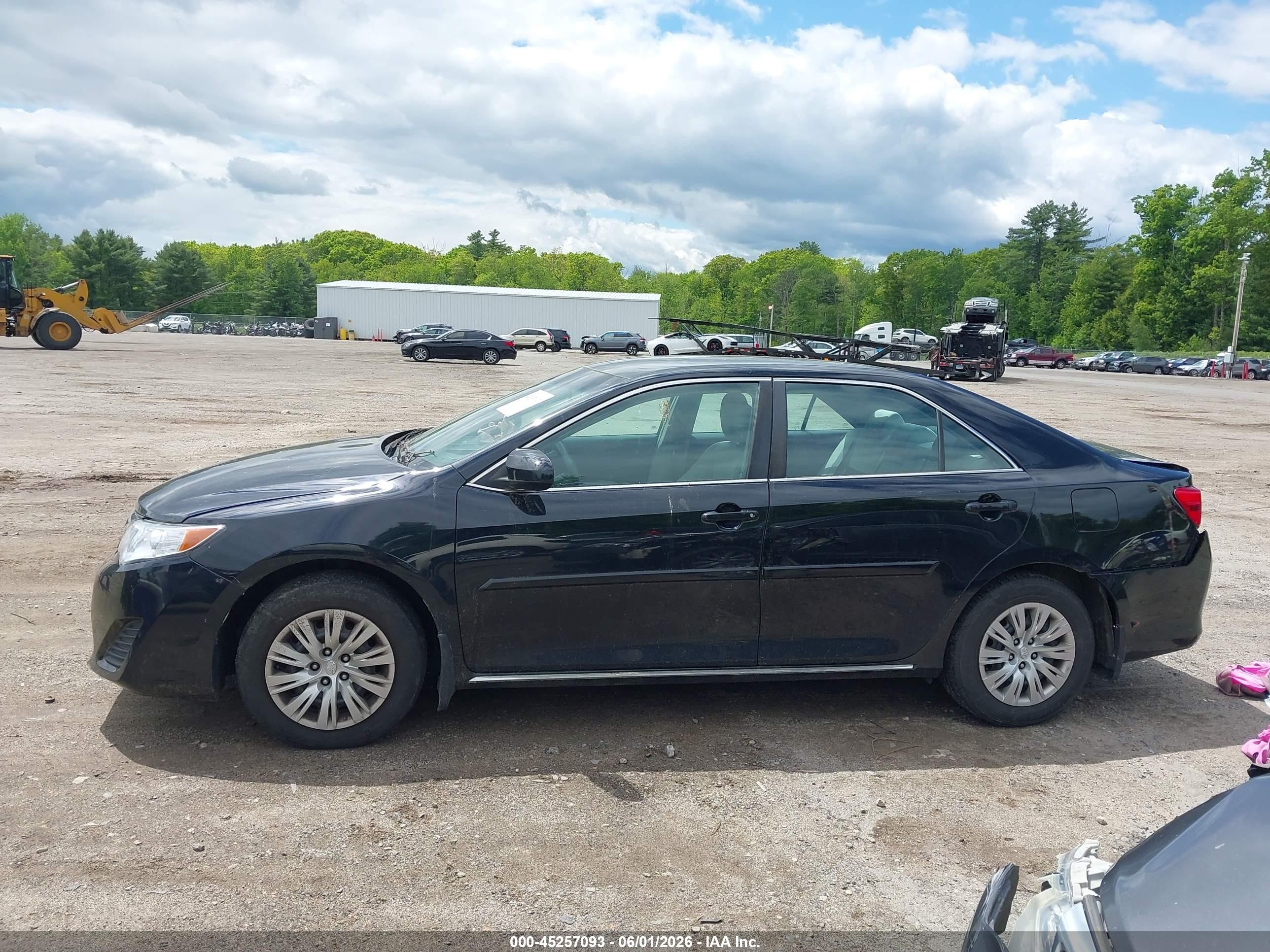 2014 Toyota Camry Le Black vin: 4T1BF1FK9EU354410