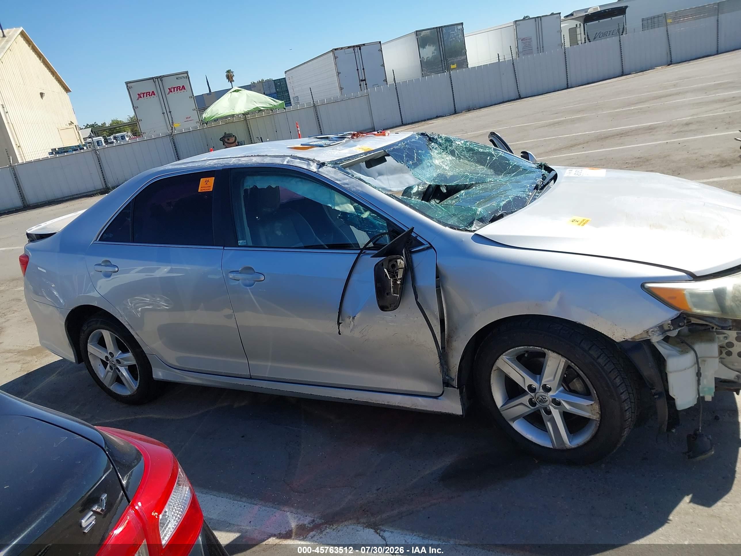 2014 Toyota Camry Se Silver vin: 4T1BF1FK9EU354763