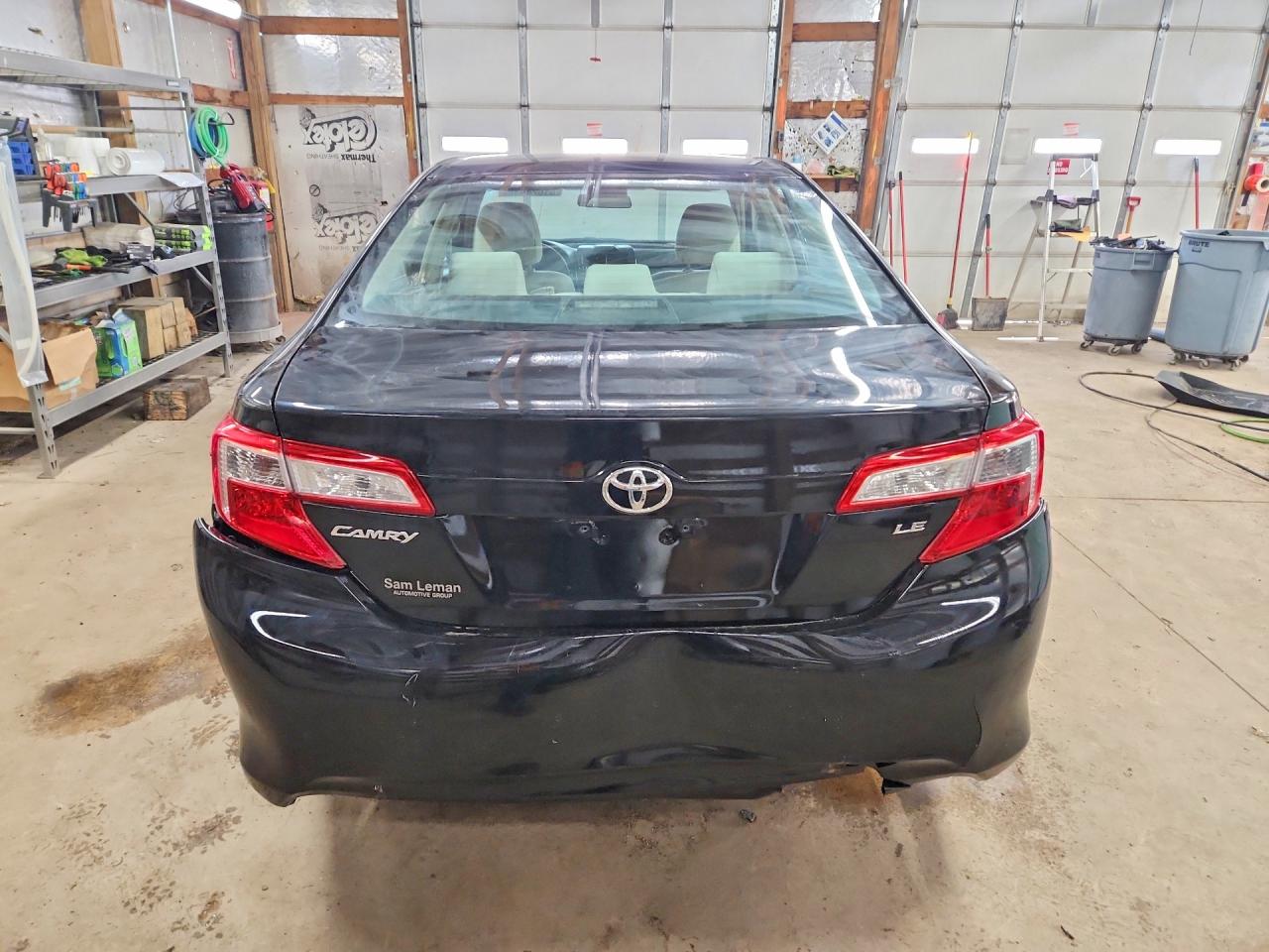 2014 Toyota Camry Le Черный vin: 4T1BF1FK9EU356738