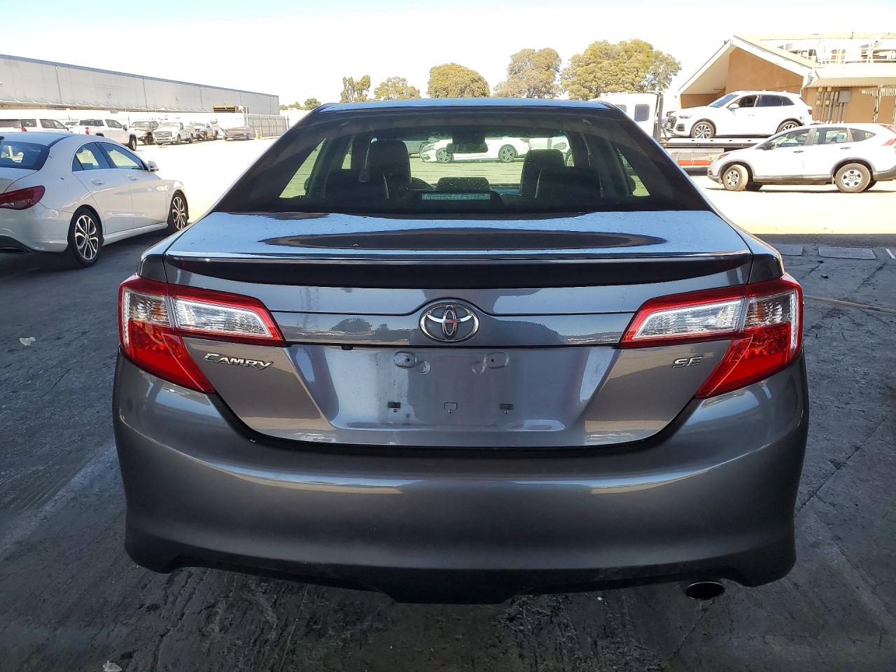 2014 Toyota Camry Se Gray vin: 4T1BF1FK9EU357176