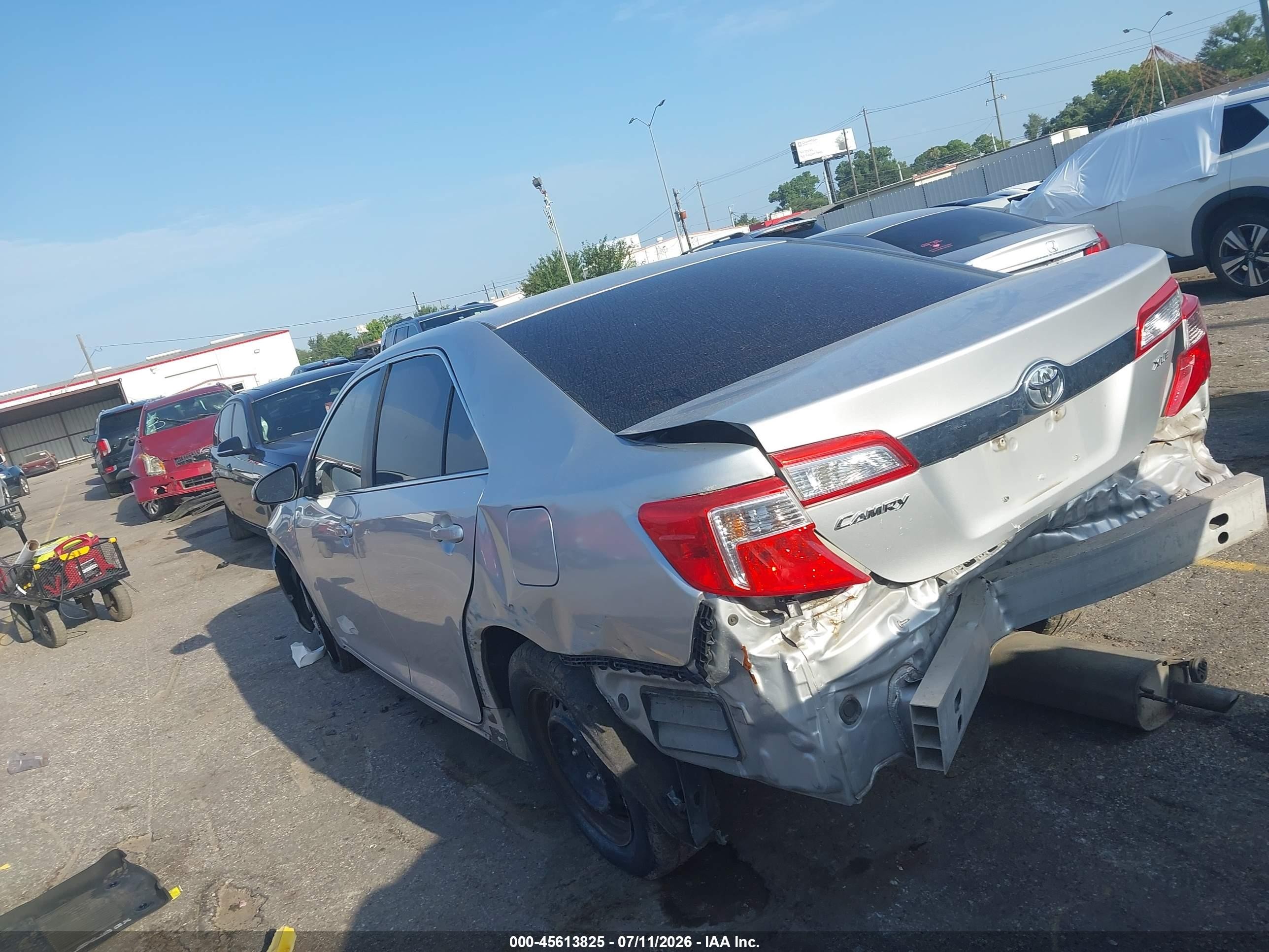 2014 Toyota Camry Le Silver vin: 4T1BF1FK9EU364760