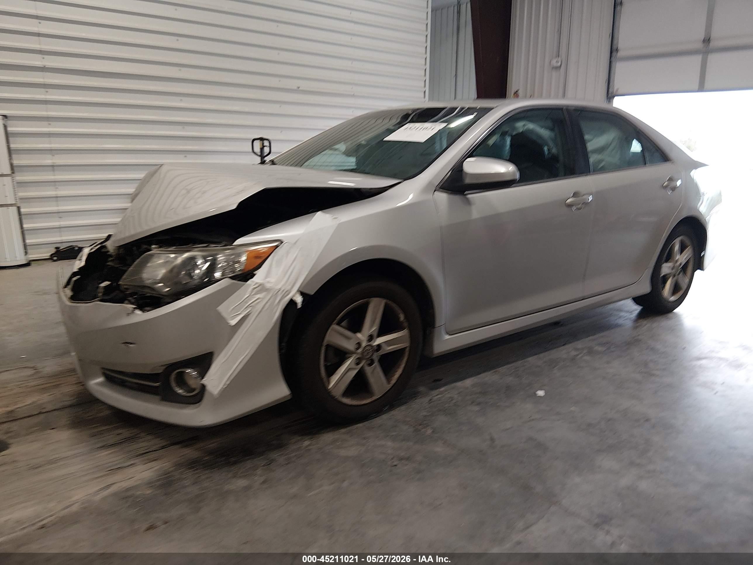 2014 Toyota Camry Se Серебряный vin: 4T1BF1FK9EU390260