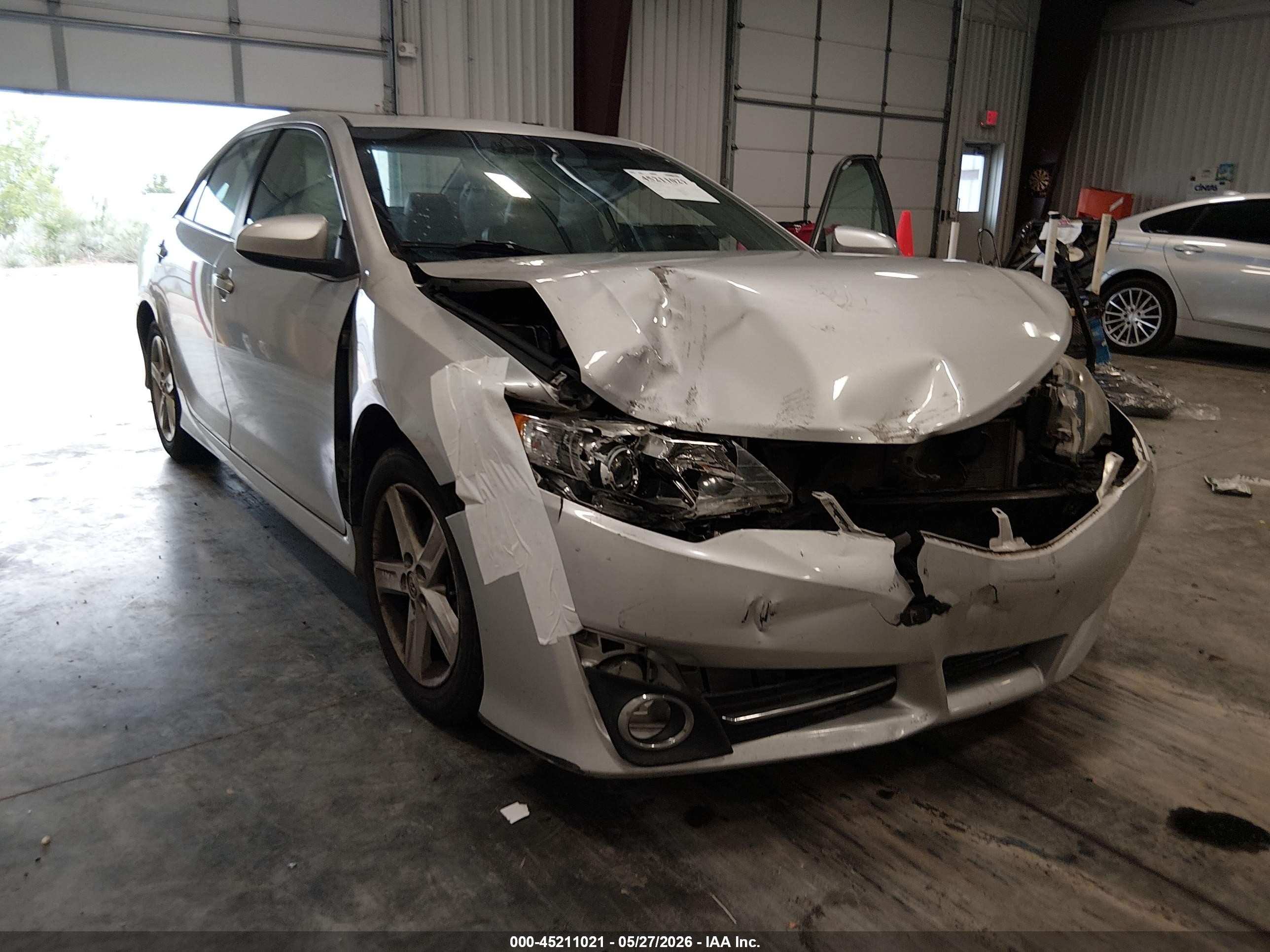 2014 Toyota Camry Se Серебряный vin: 4T1BF1FK9EU390260
