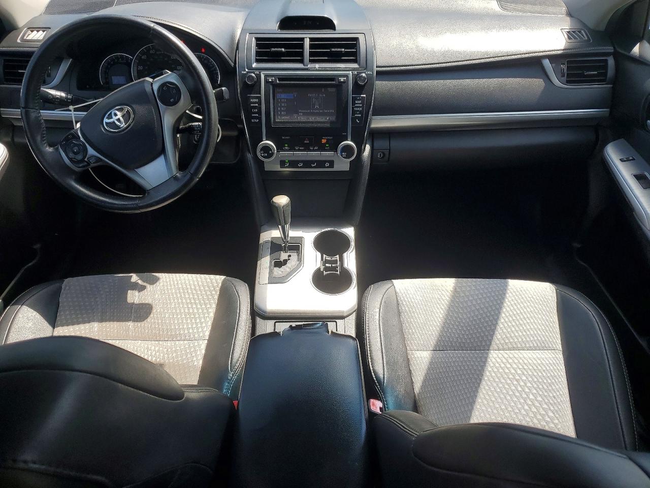 2014 Toyota Camry L Gray vin: 4T1BF1FK9EU395409