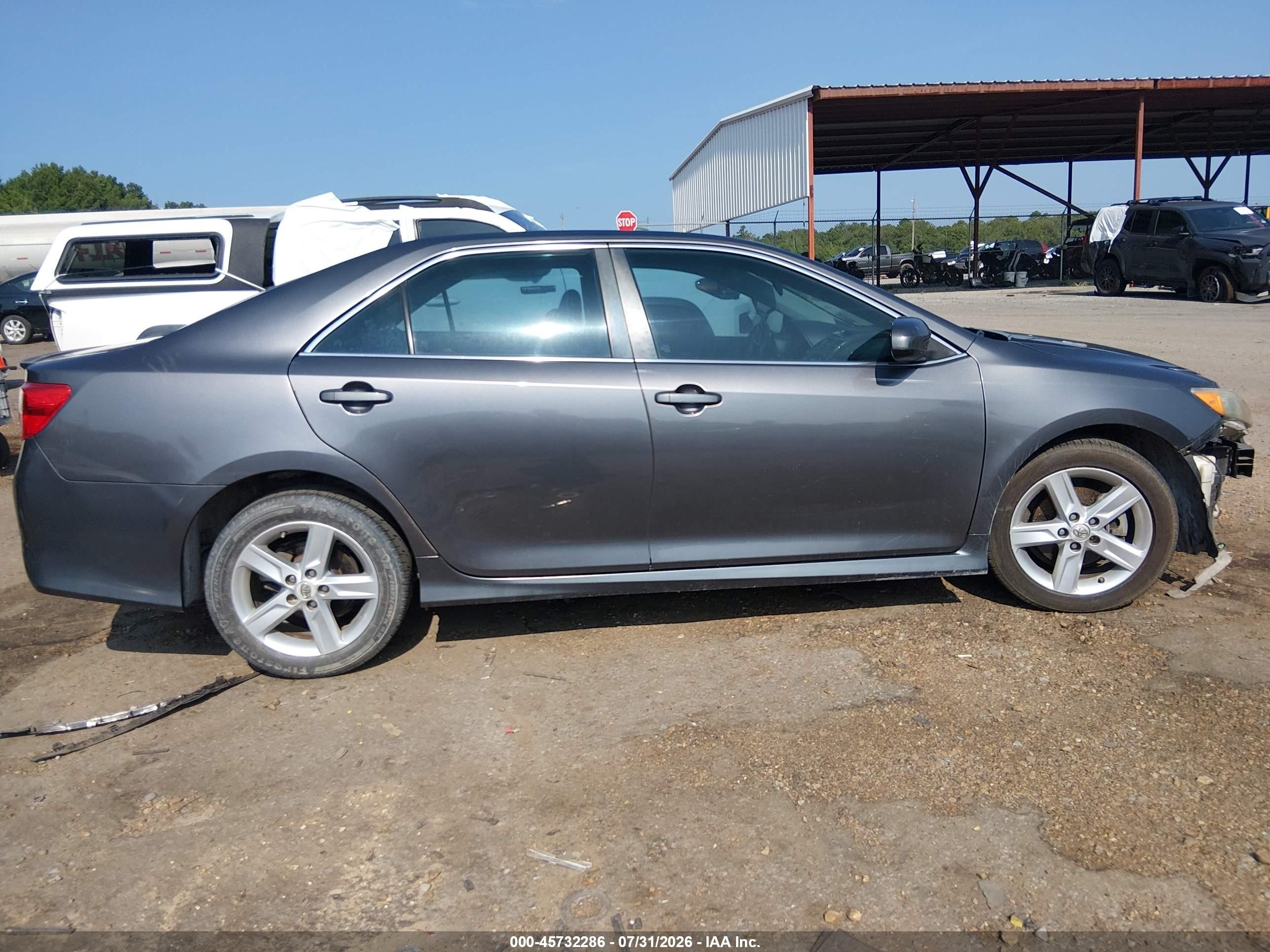 2014 Toyota Camry Se Gray vin: 4T1BF1FK9EU396706