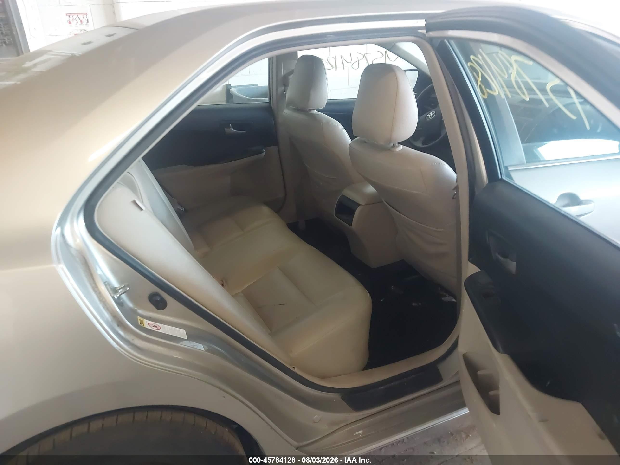 2014 Toyota Camry Le Tan vin: 4T1BF1FK9EU399962