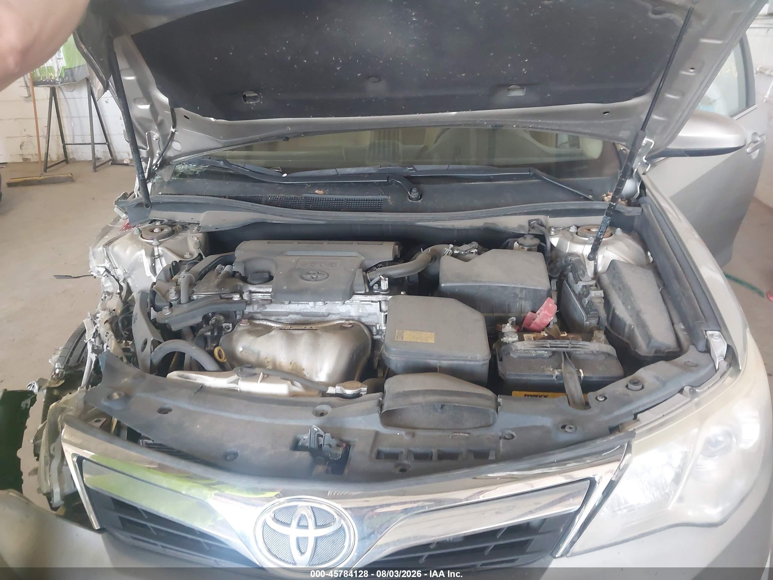 2014 Toyota Camry Le Tan vin: 4T1BF1FK9EU399962