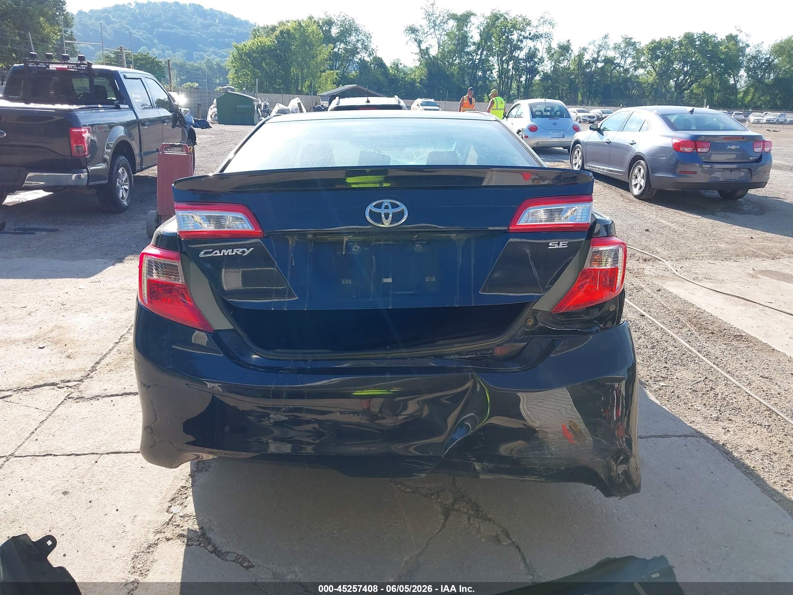 2014 Toyota Camry Se Black vin: 4T1BF1FK9EU413388