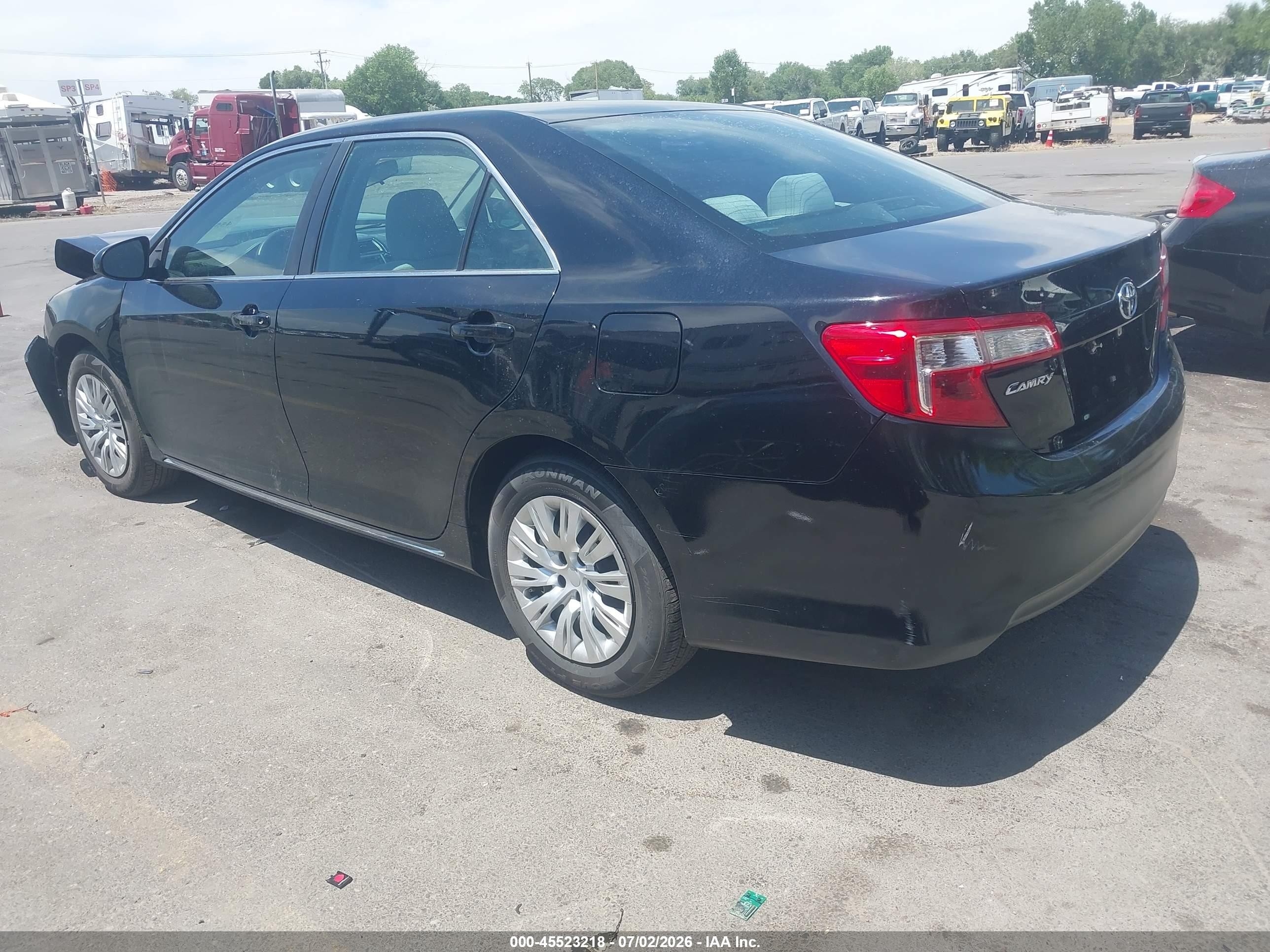 2014 Toyota Camry Le Black vin: 4T1BF1FK9EU414315