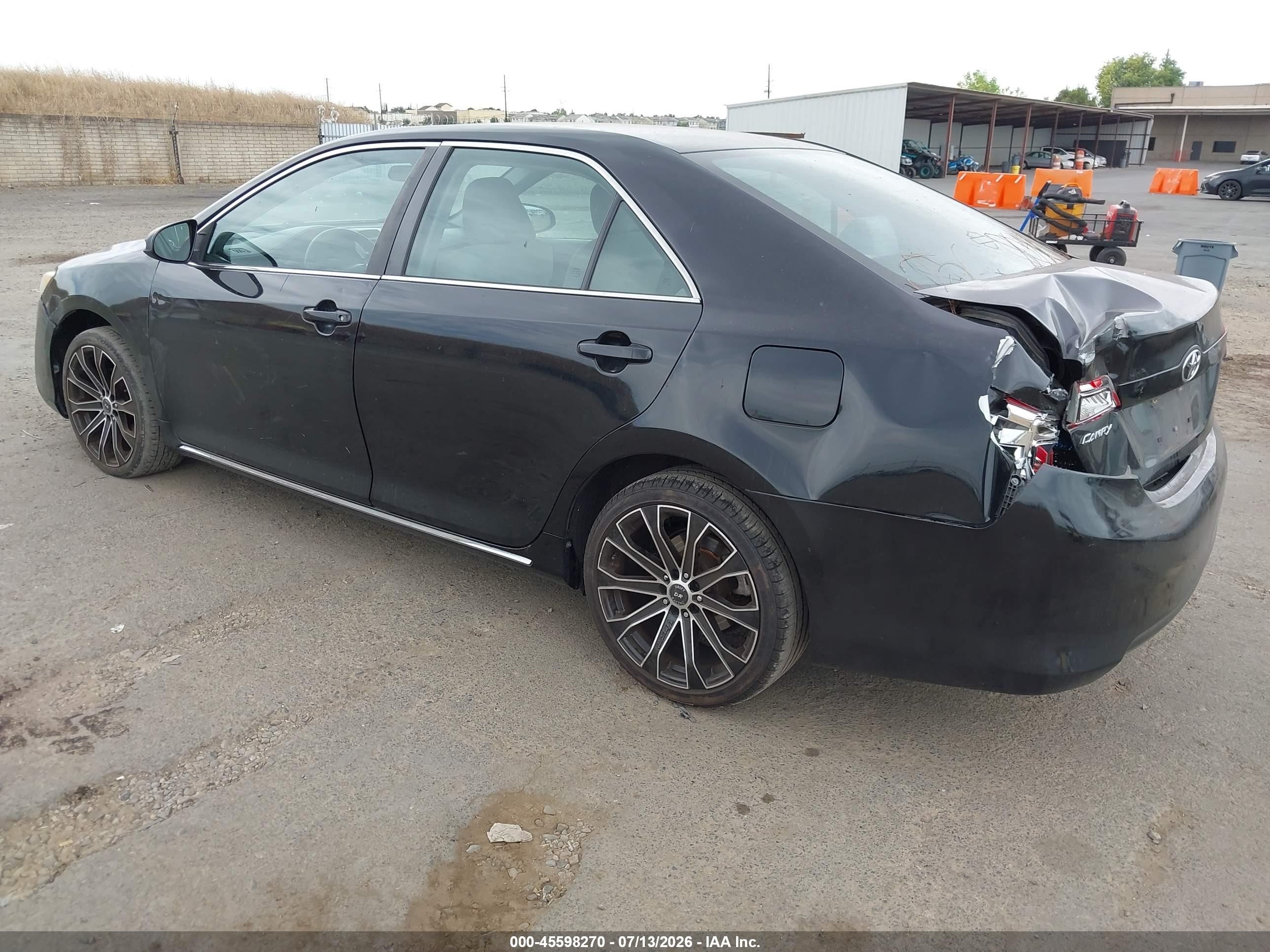 2014 Toyota Camry Le Black vin: 4T1BF1FK9EU414931