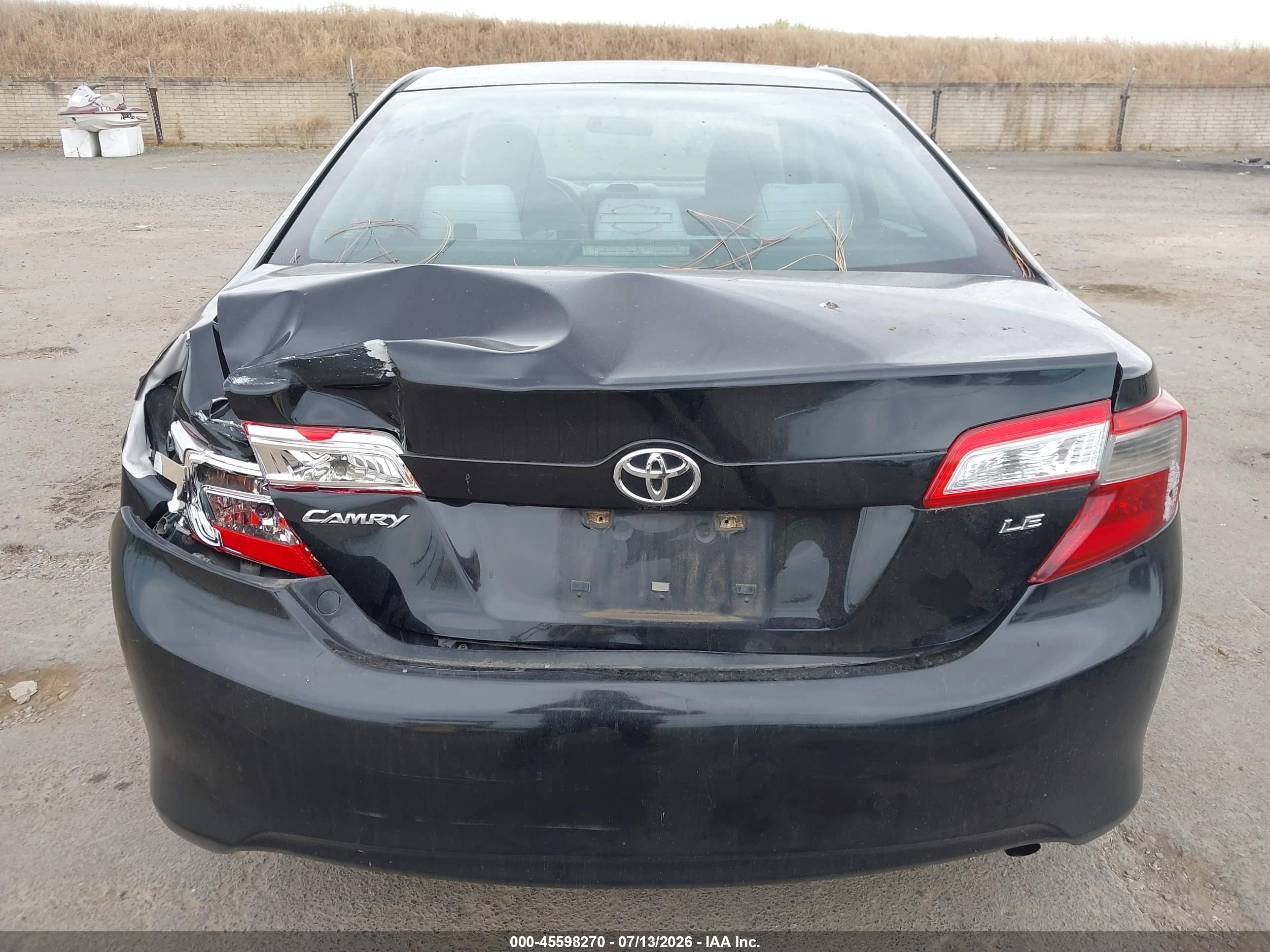 2014 Toyota Camry Le Black vin: 4T1BF1FK9EU414931