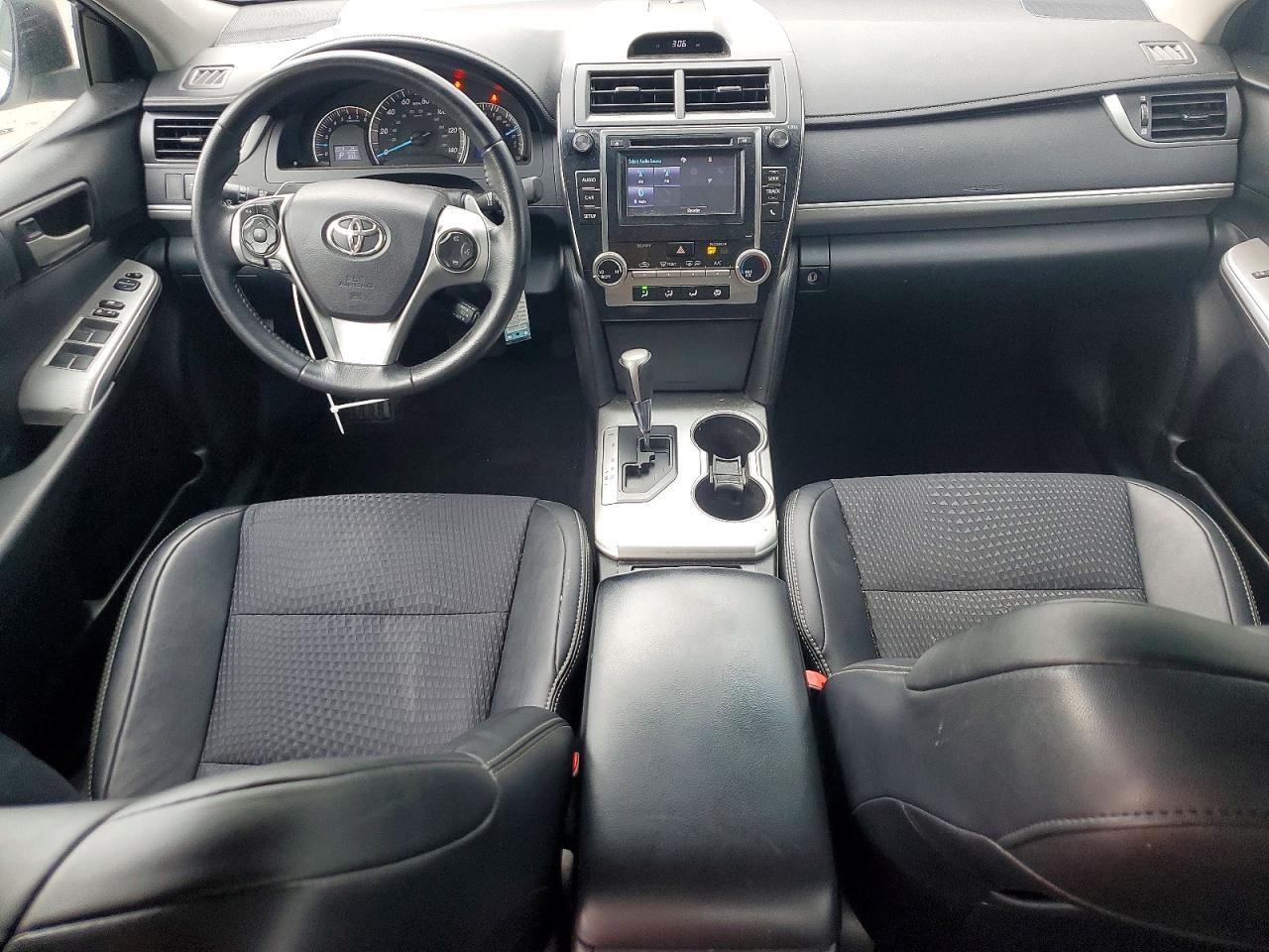 2014 Toyota Camry Se White vin: 4T1BF1FK9EU436041
