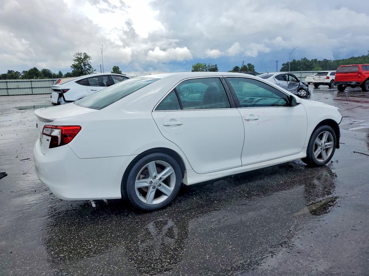 2014 Toyota Camry Se White vin: 4T1BF1FK9EU436041