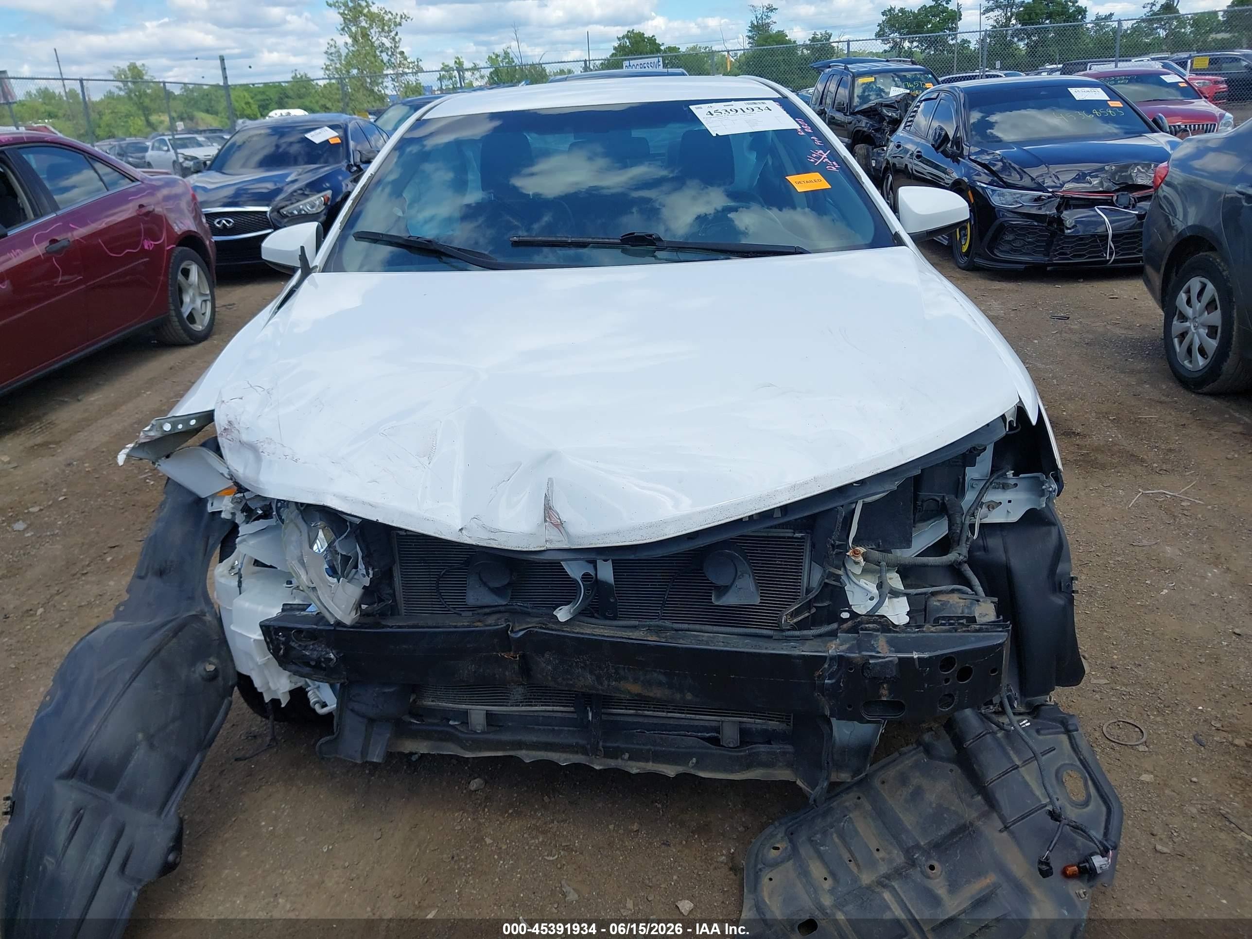 2014 Toyota Camry Se White vin: 4T1BF1FK9EU440932