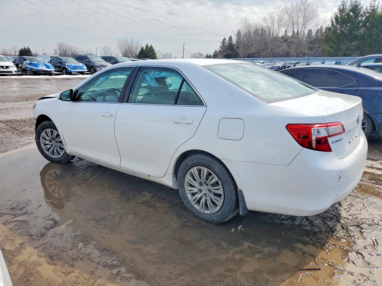 2014 Toyota Camry L White vin: 4T1BF1FK9EU441885