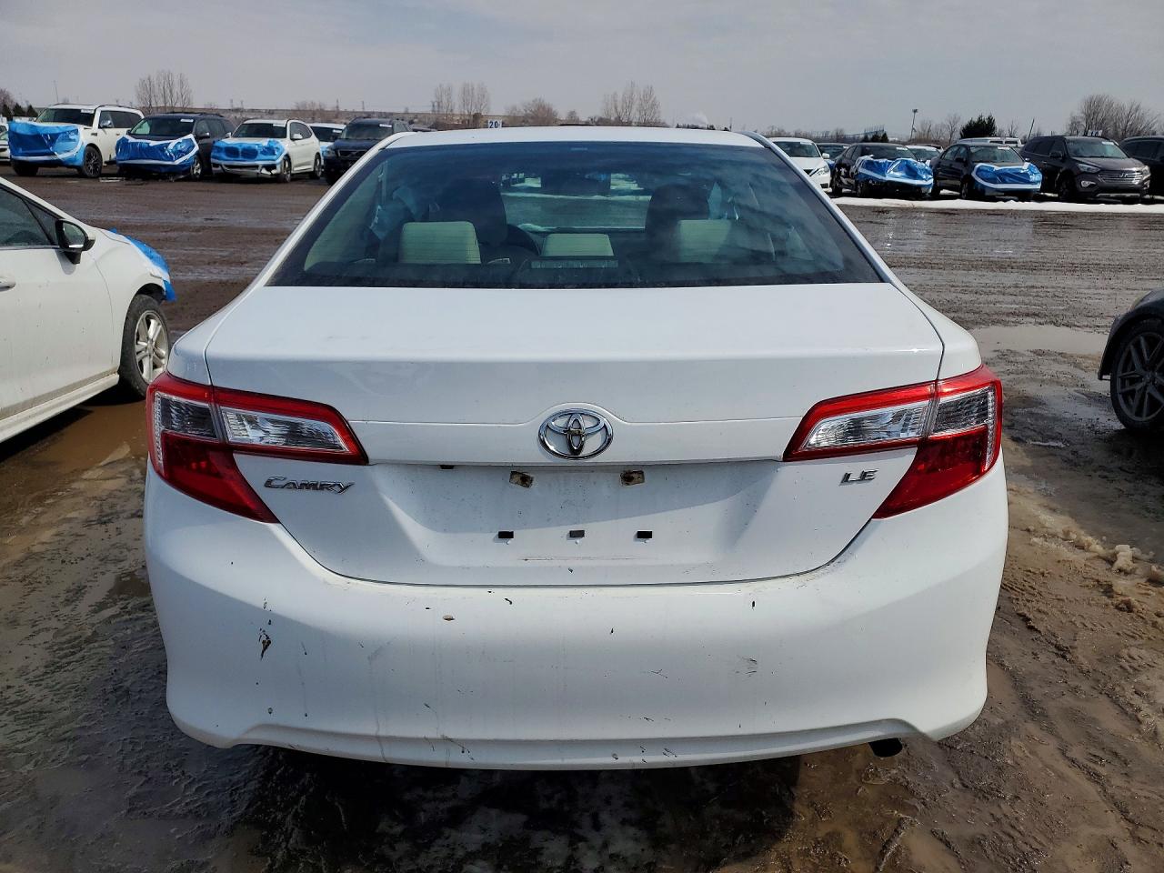 2014 Toyota Camry L White vin: 4T1BF1FK9EU441885