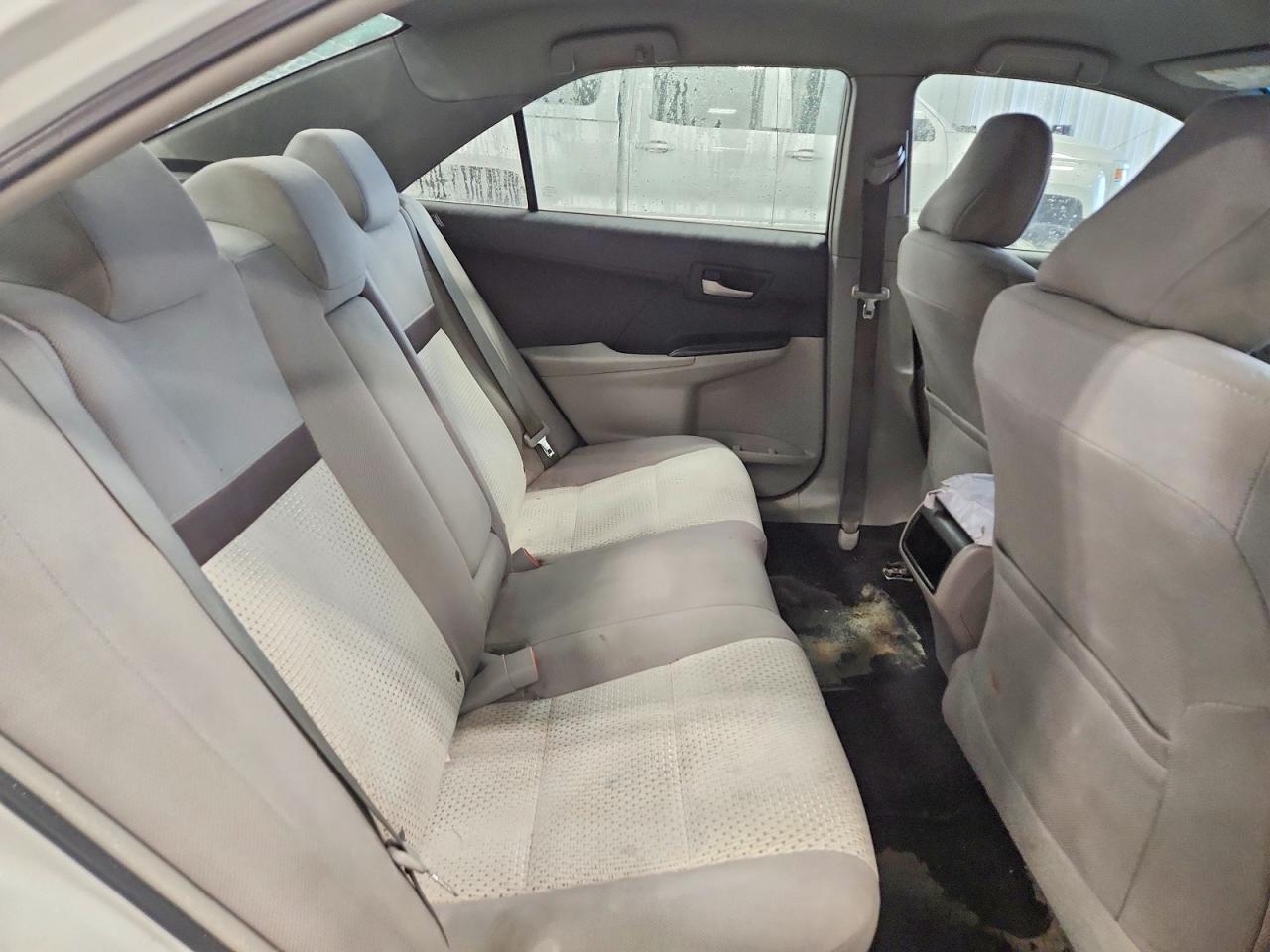 2014 Toyota Camry Le White vin: 4T1BF1FK9EU442583