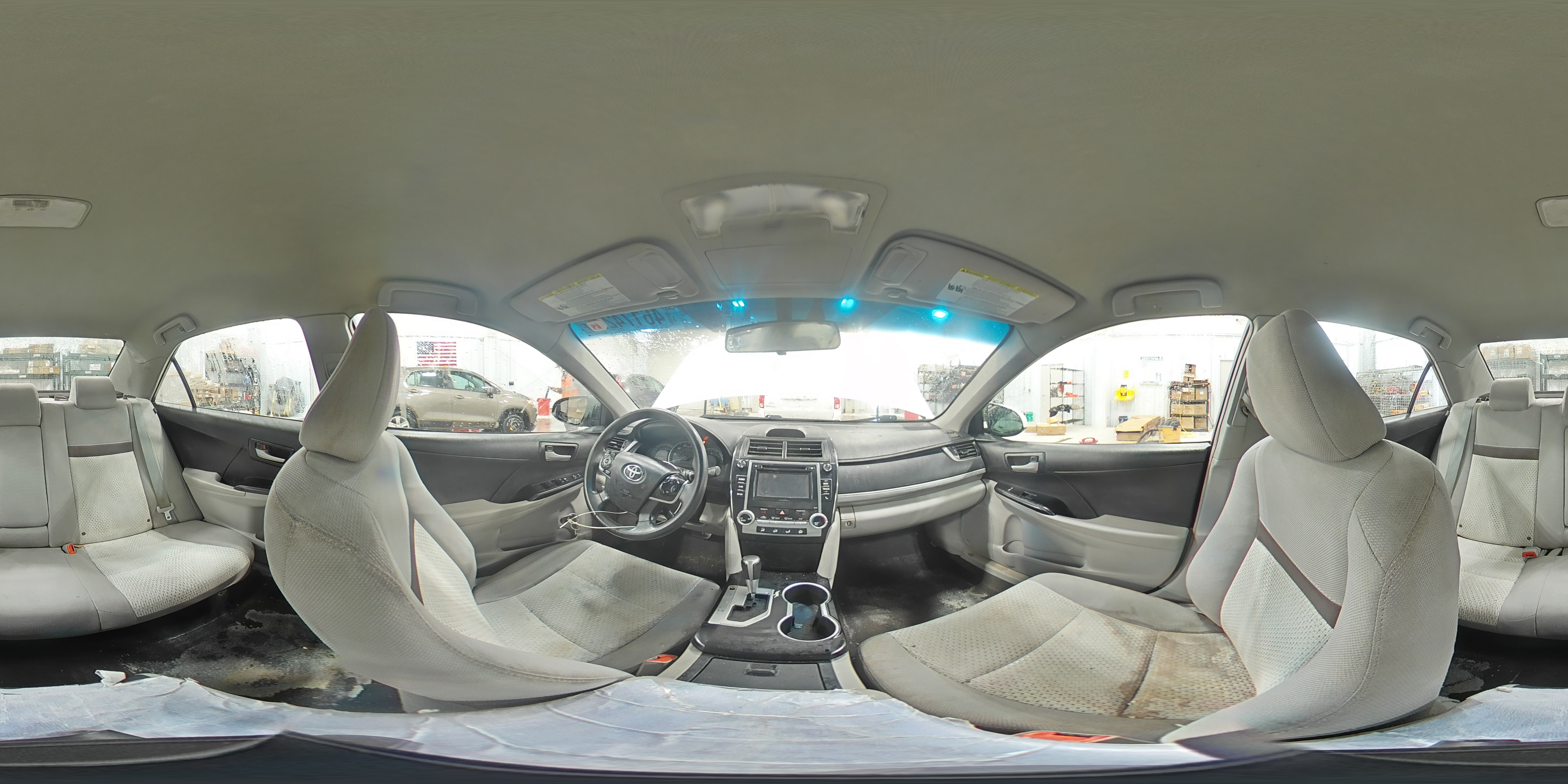 2014 Toyota Camry Le White vin: 4T1BF1FK9EU442583