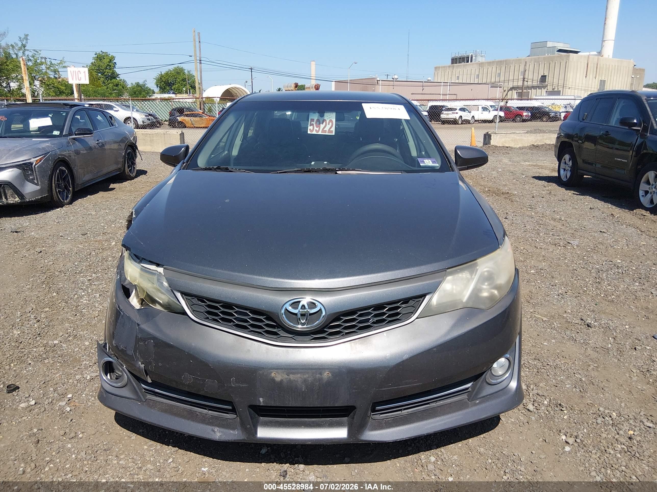 2014 Toyota Camry Se Gray vin: 4T1BF1FK9EU464308