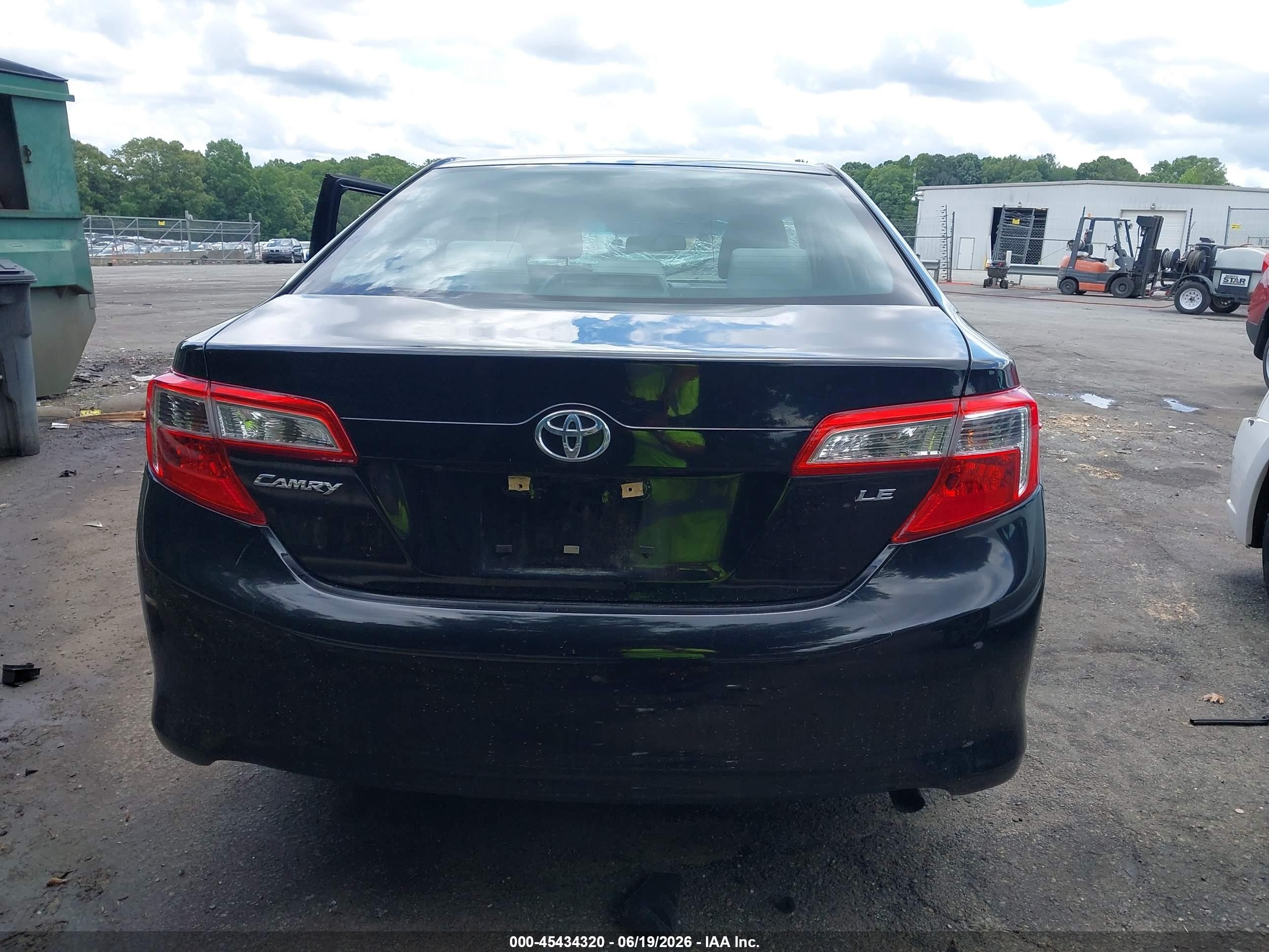 2014 Toyota Camry Le Black vin: 4T1BF1FK9EU466091