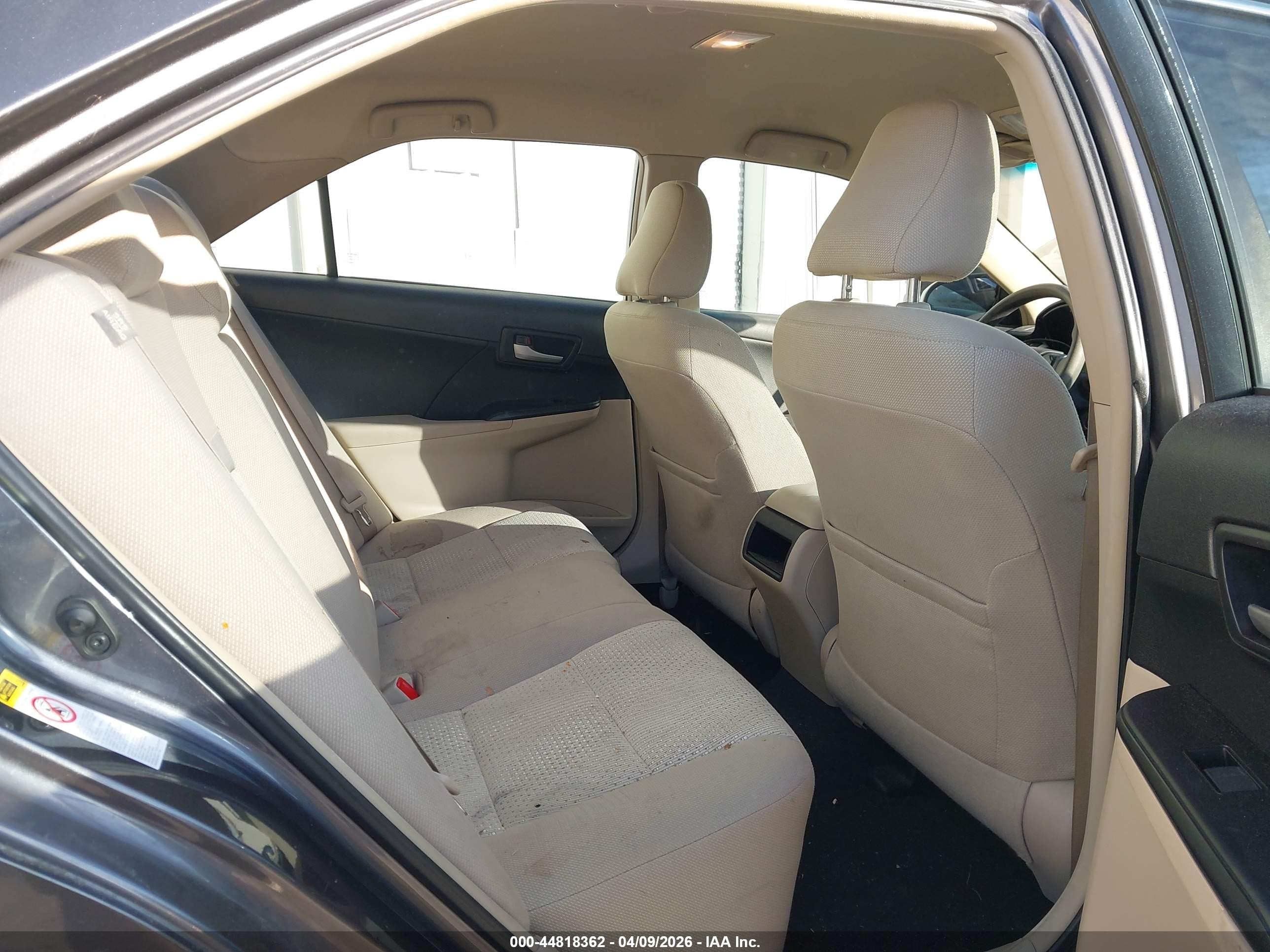 2014 Toyota Camry Le Серый vin: 4T1BF1FK9EU469394