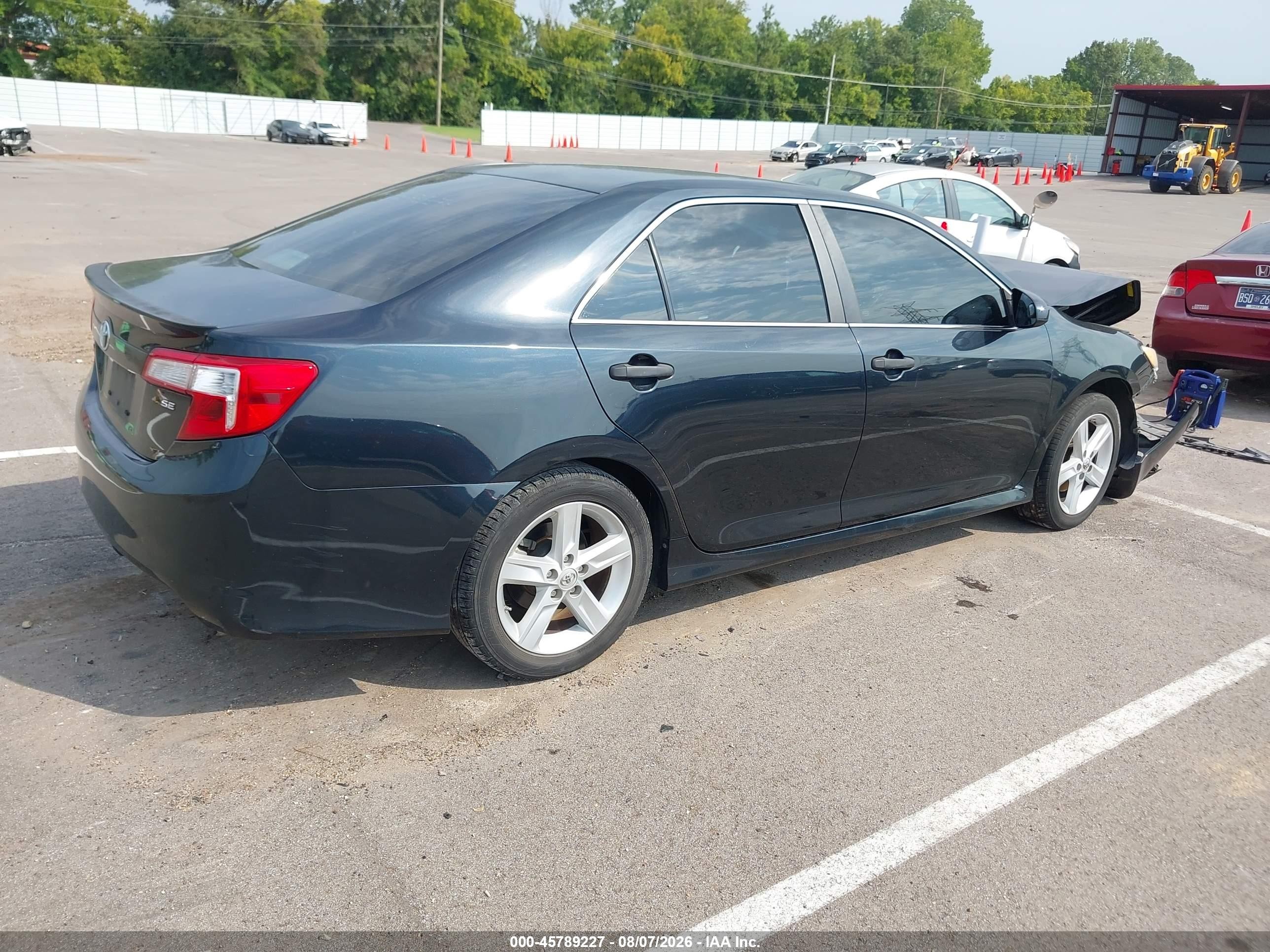 2014 Toyota Camry Se Черный vin: 4T1BF1FK9EU728739