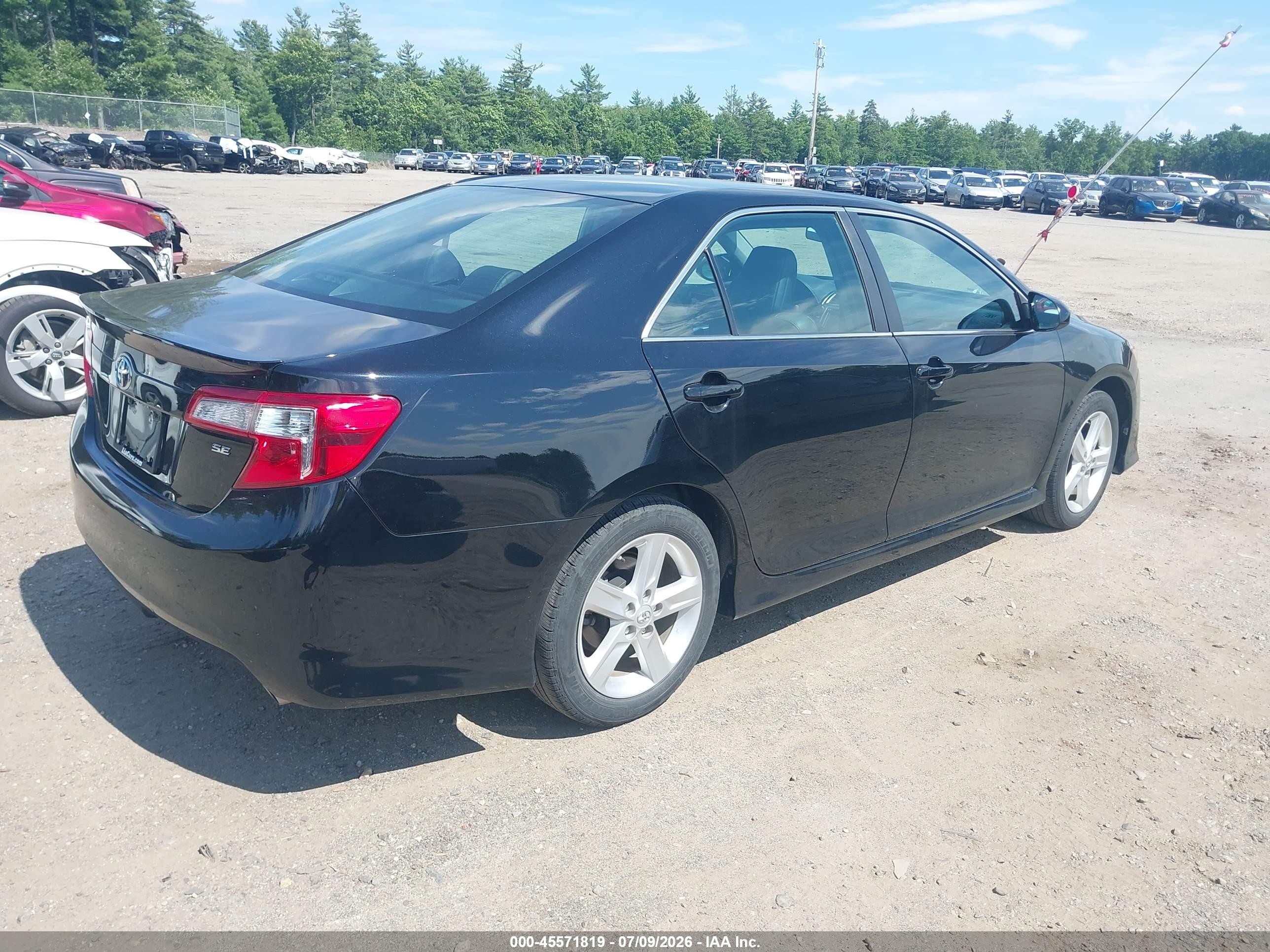 2014 Toyota Camry Se Black vin: 4T1BF1FK9EU742270