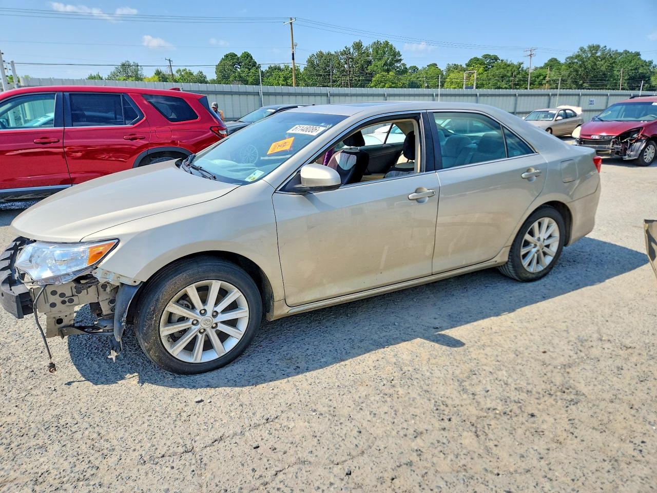 2014 Toyota Camry Xle Cream vin: 4T1BF1FK9EU742740
