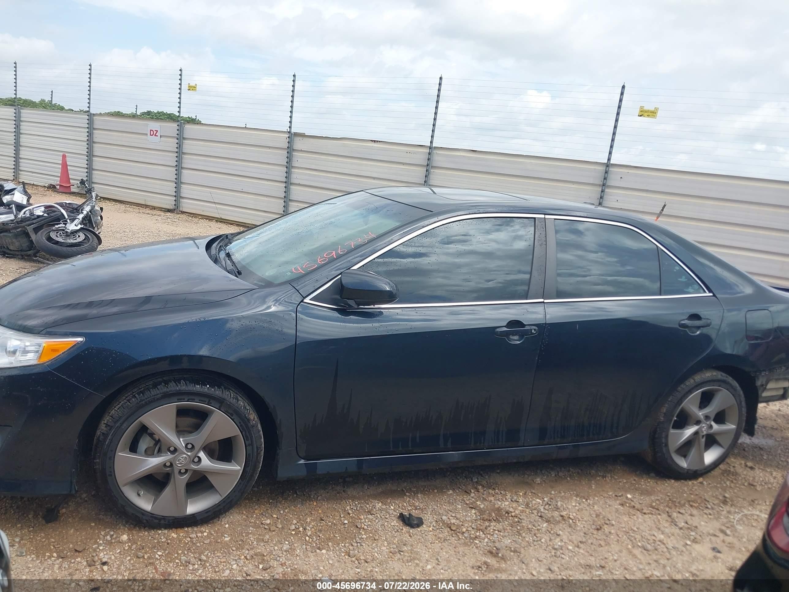 2014 Toyota Camry Se Sport Black vin: 4T1BF1FK9EU764477