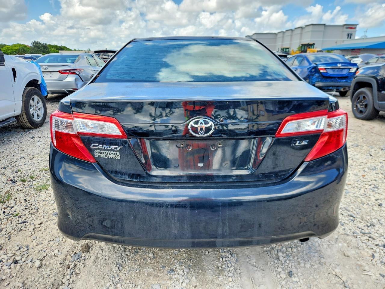 2014 Toyota Camry Le Black vin: 4T1BF1FK9EU770649