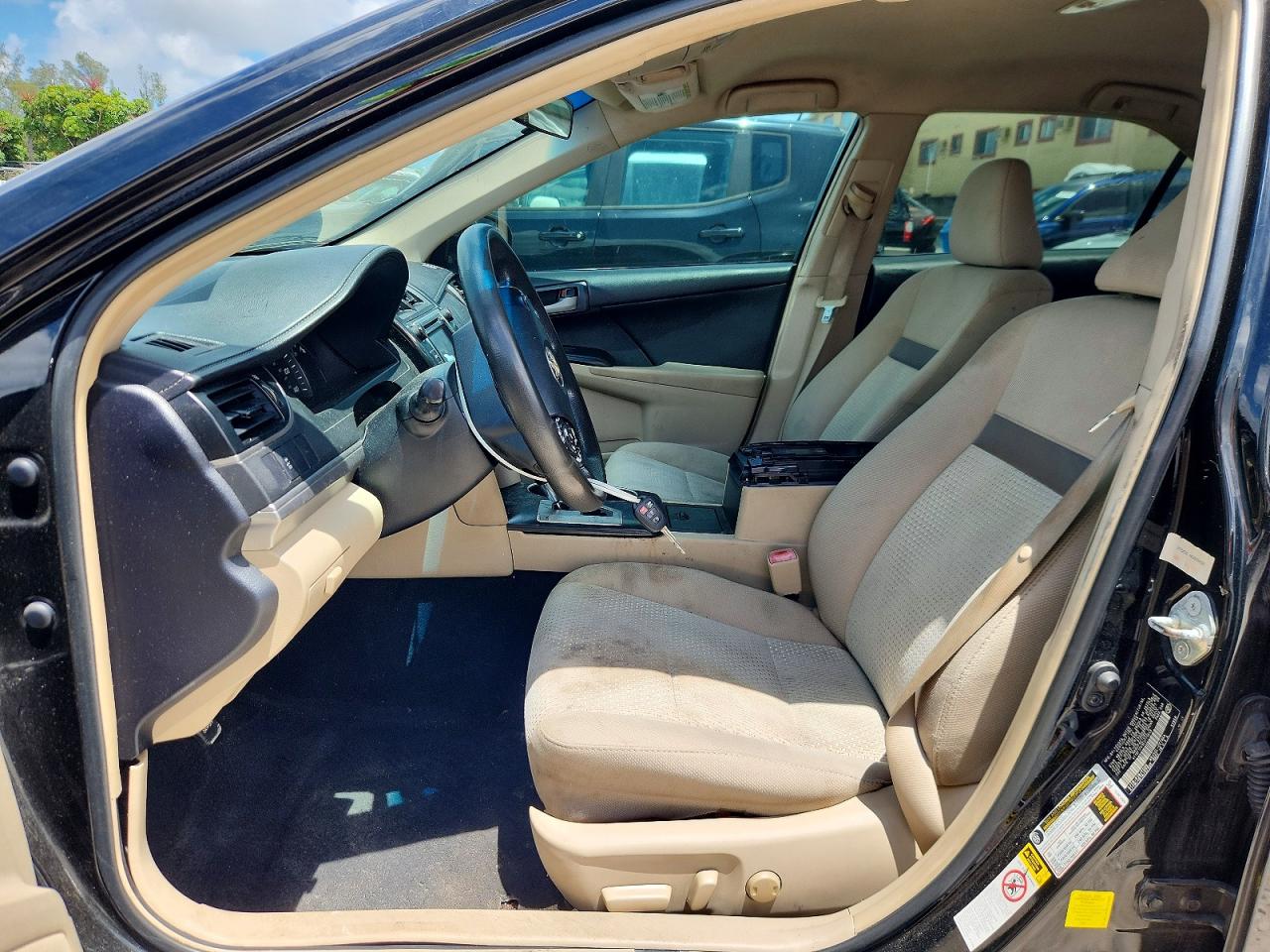 2014 Toyota Camry Le Black vin: 4T1BF1FK9EU770649