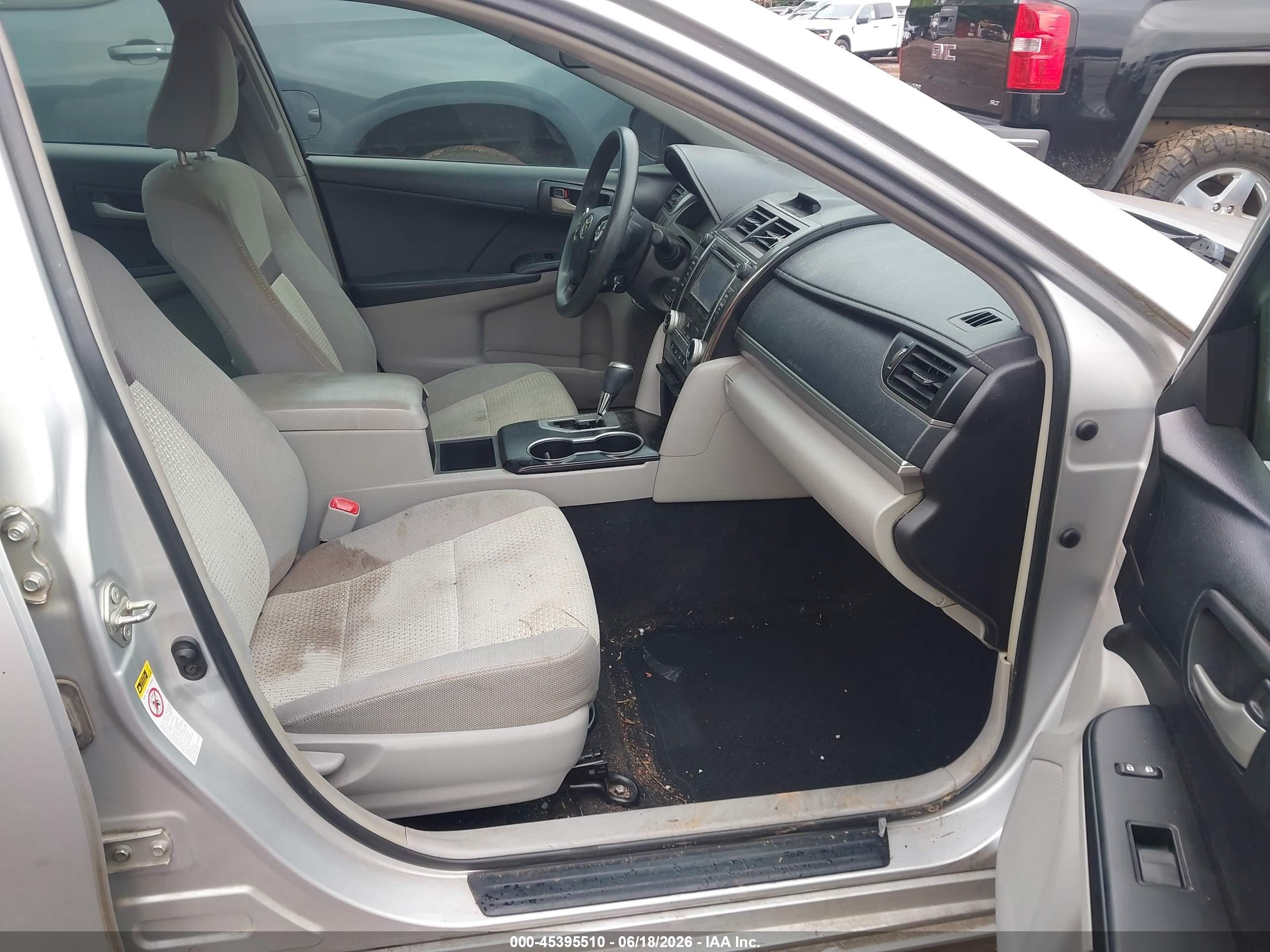 2014 Toyota Camry L Silver vin: 4T1BF1FK9EU783790