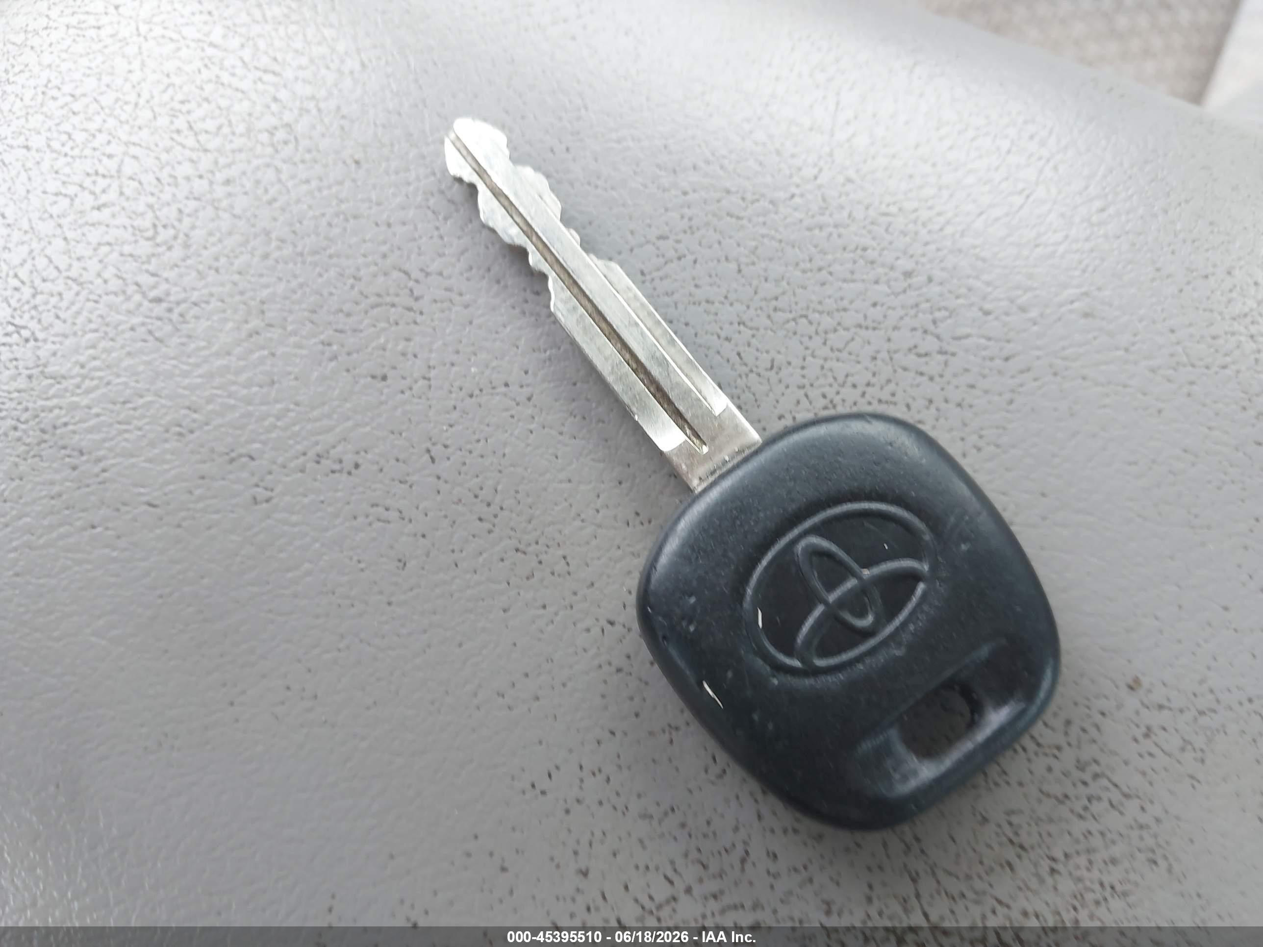 2014 Toyota Camry L Silver vin: 4T1BF1FK9EU783790