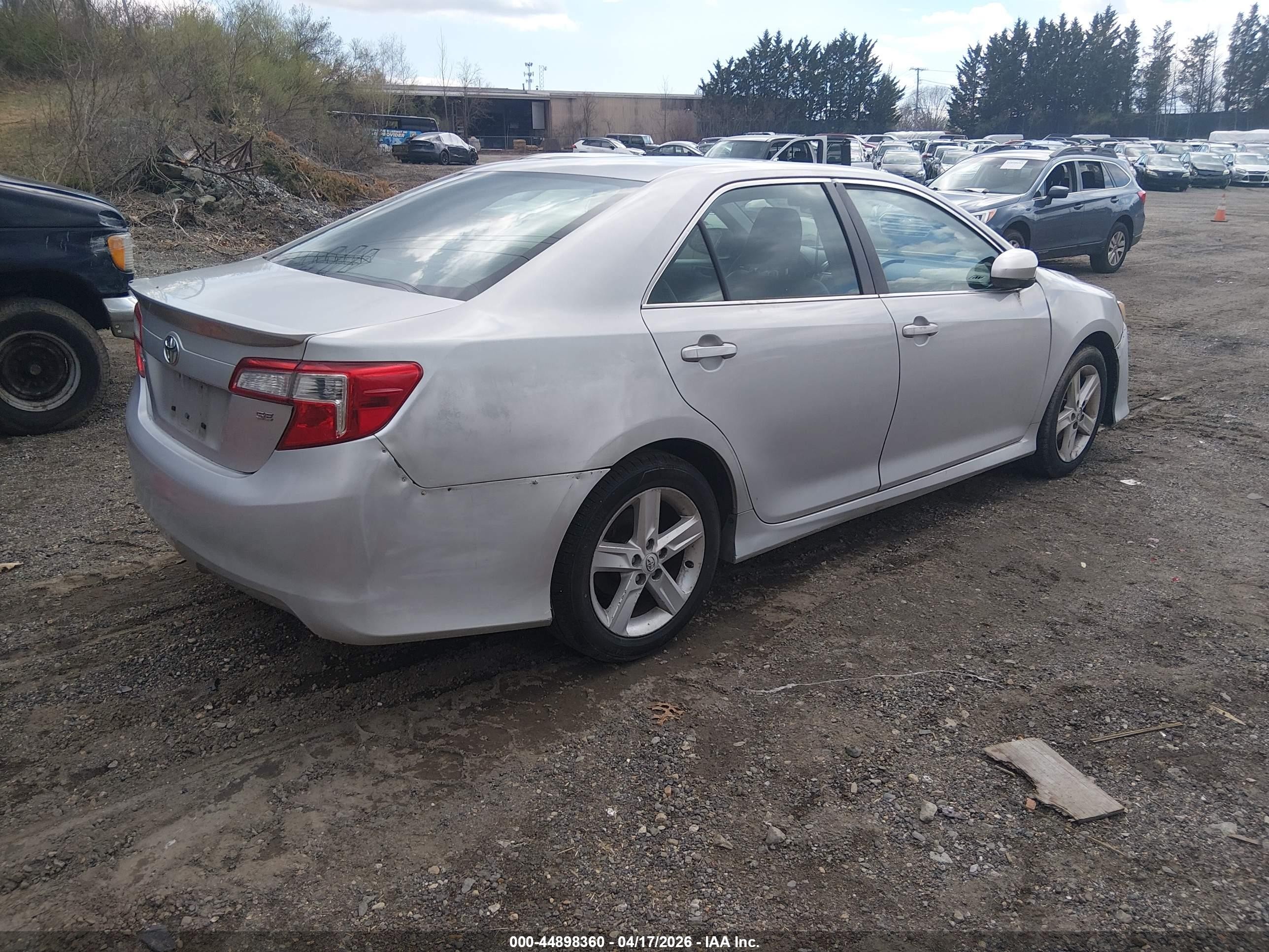2014 Toyota Camry Se Silver vin: 4T1BF1FK9EU786933