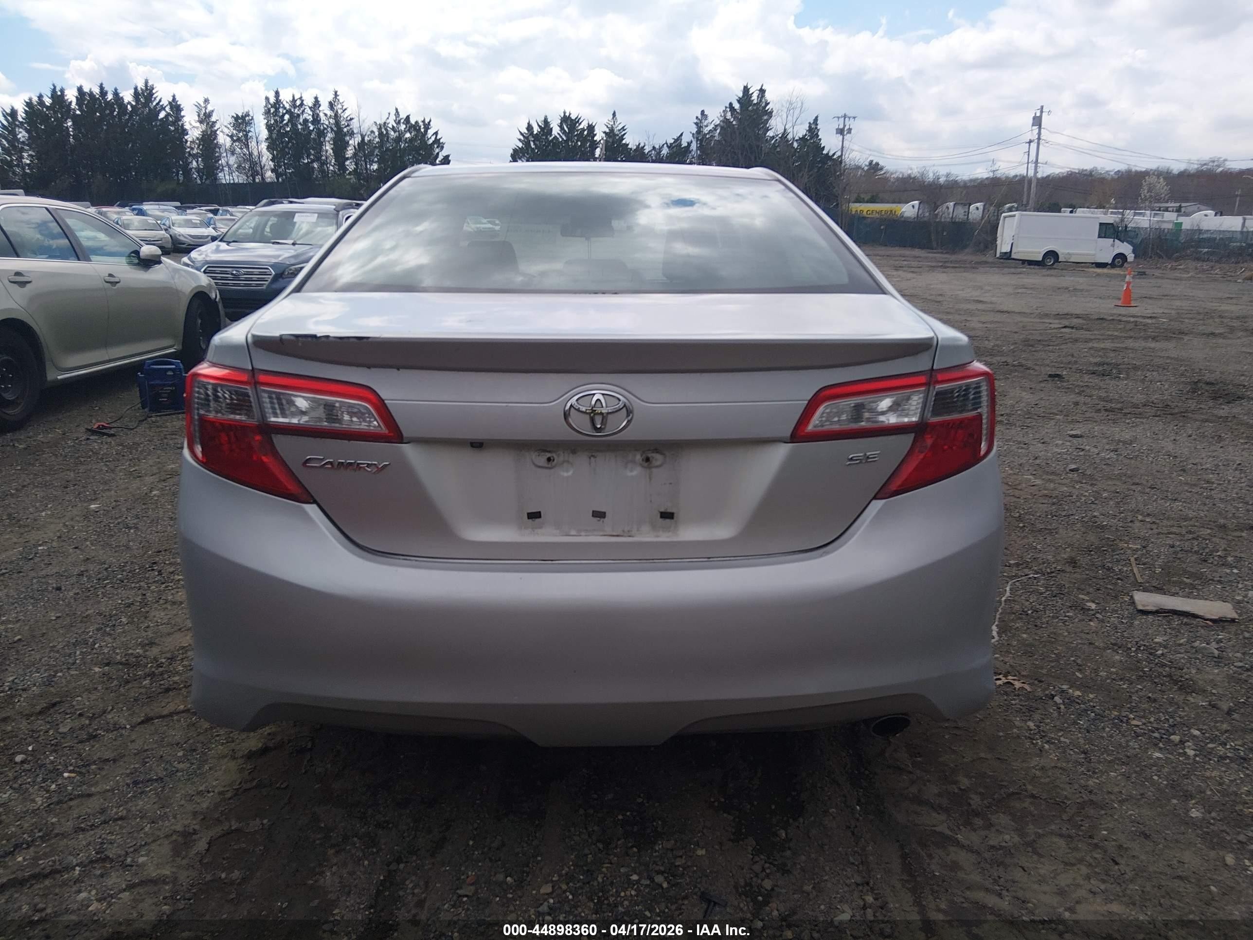 2014 Toyota Camry Se Silver vin: 4T1BF1FK9EU786933