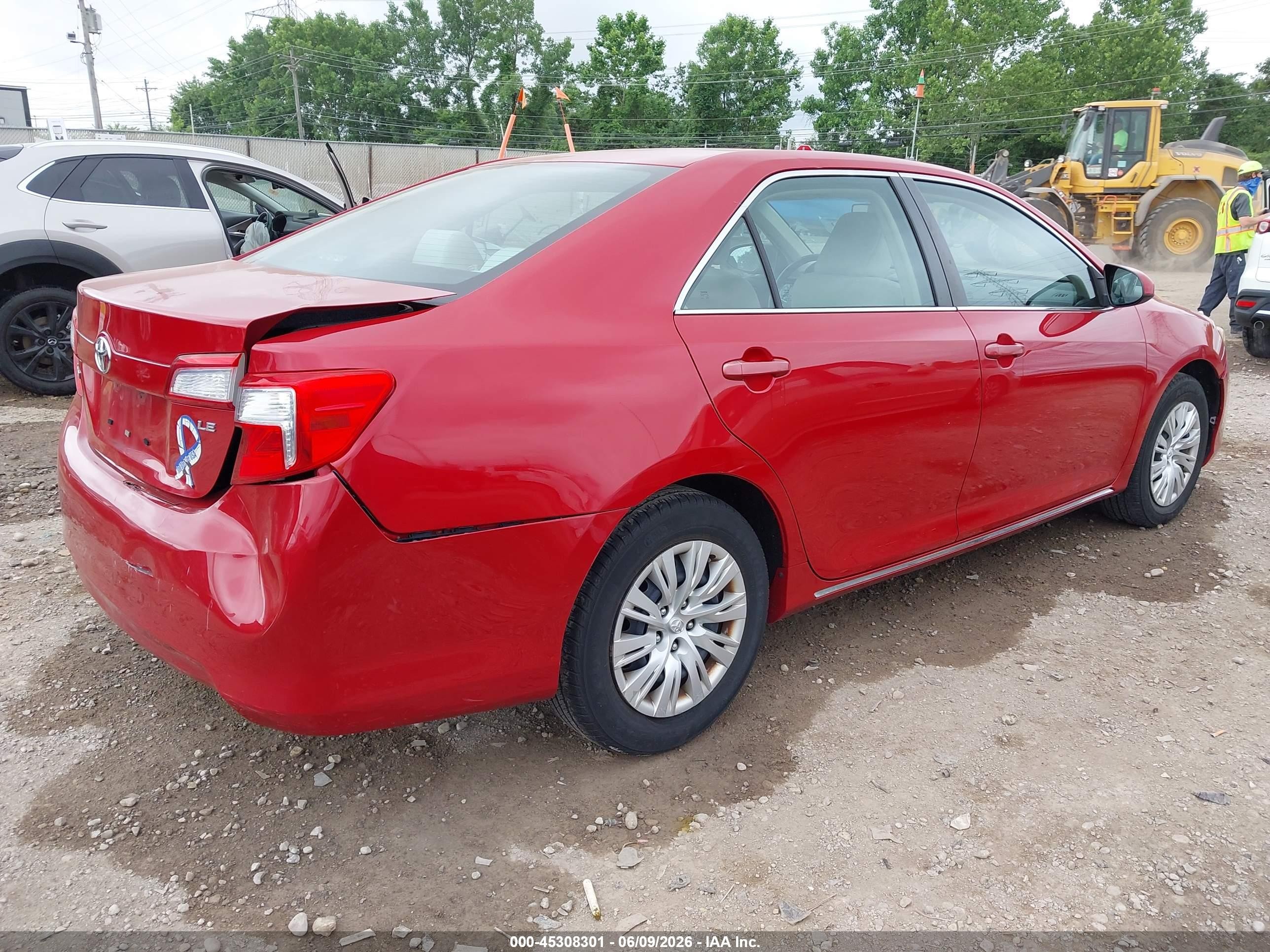 2014 Toyota Camry Le Красный vin: 4T1BF1FK9EU793882