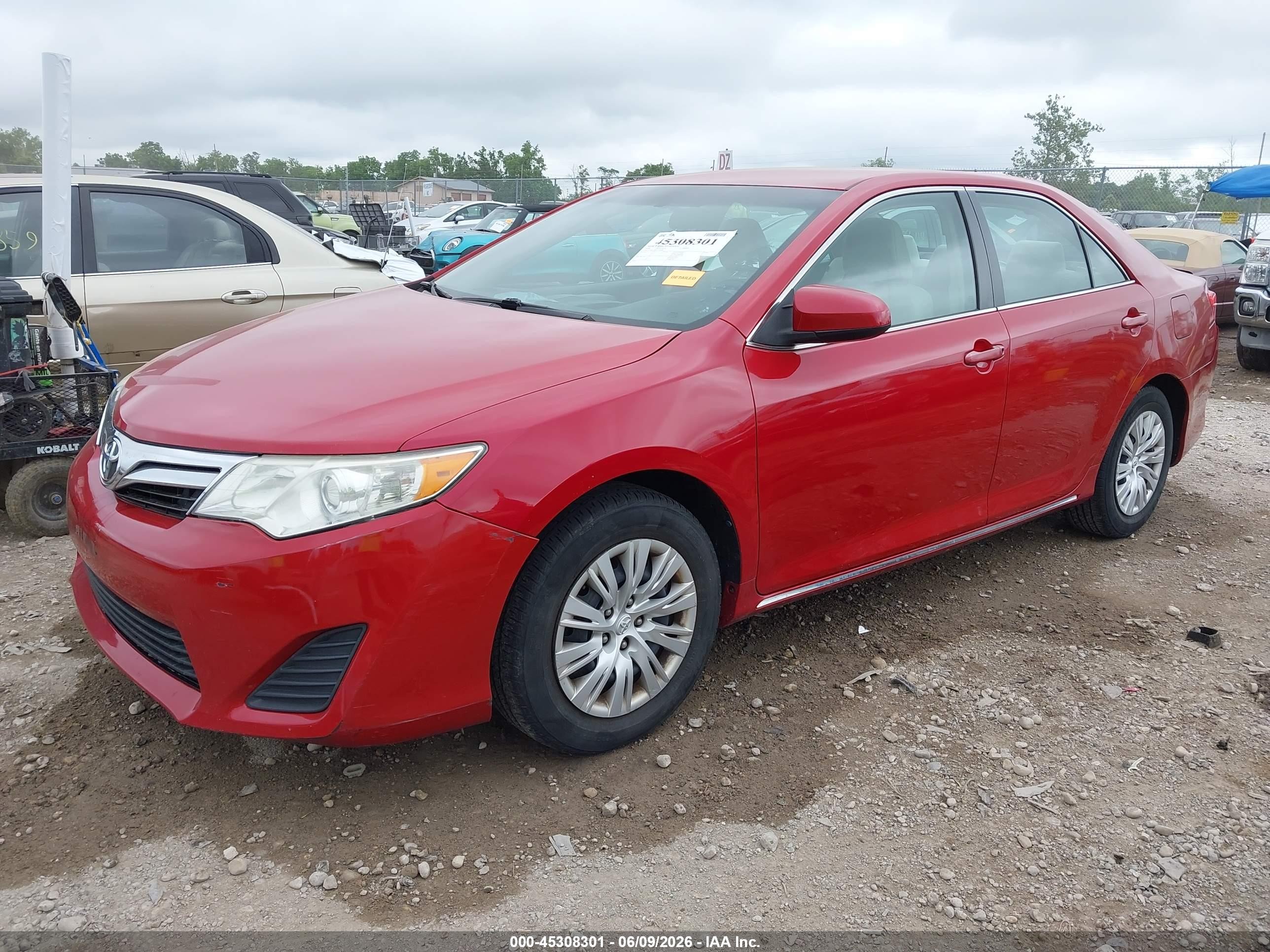2014 Toyota Camry Le Красный vin: 4T1BF1FK9EU793882
