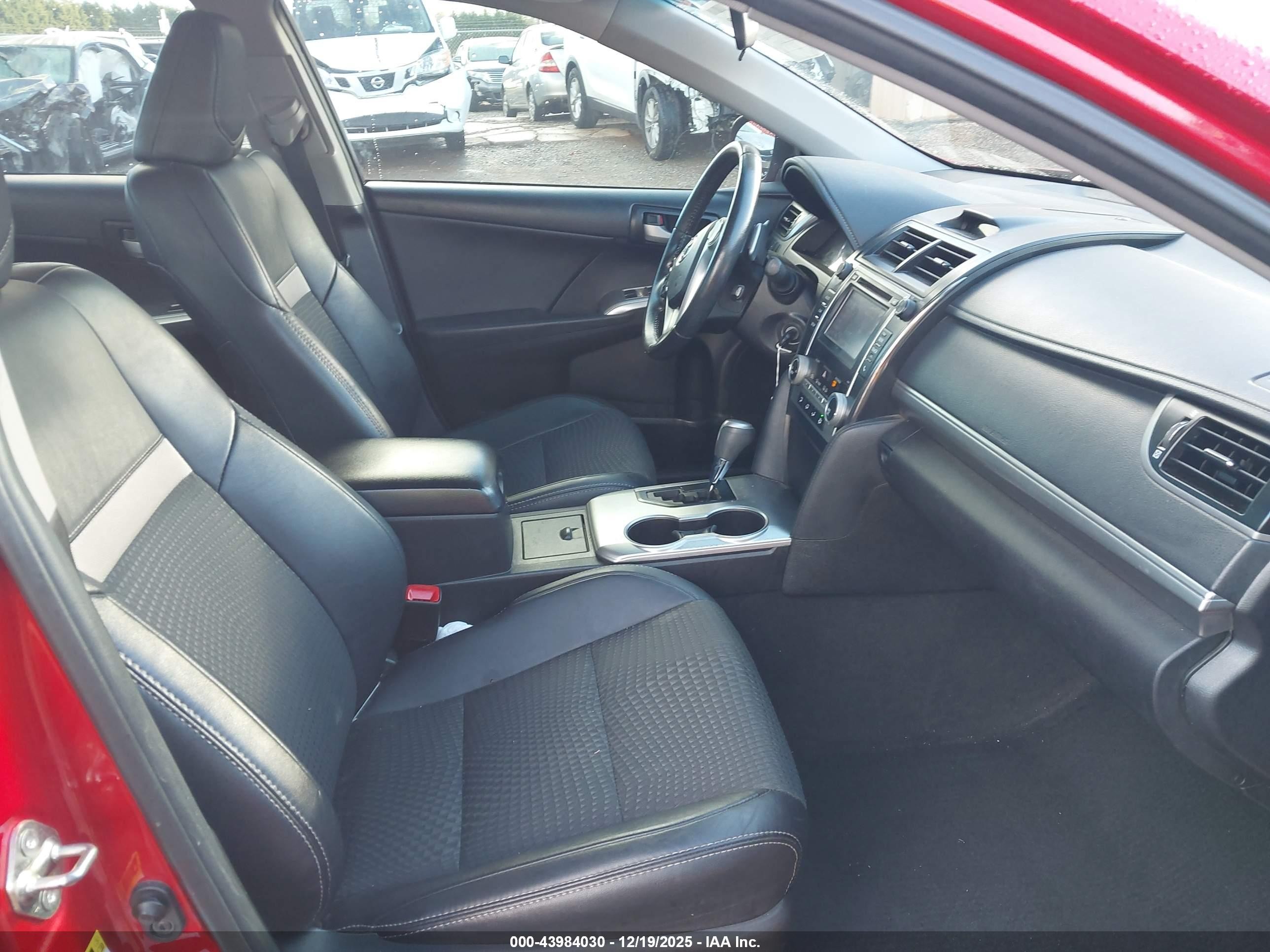 2014 Toyota Camry Se Red vin: 4T1BF1FK9EU811684