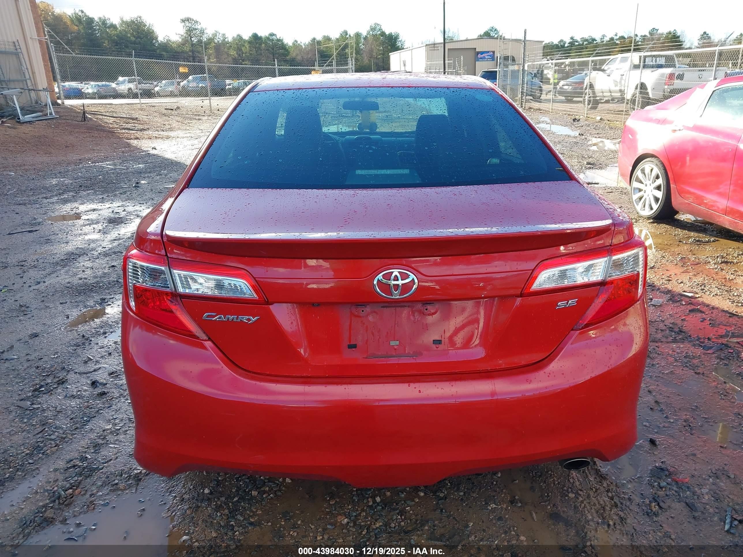 2014 Toyota Camry Se Red vin: 4T1BF1FK9EU811684
