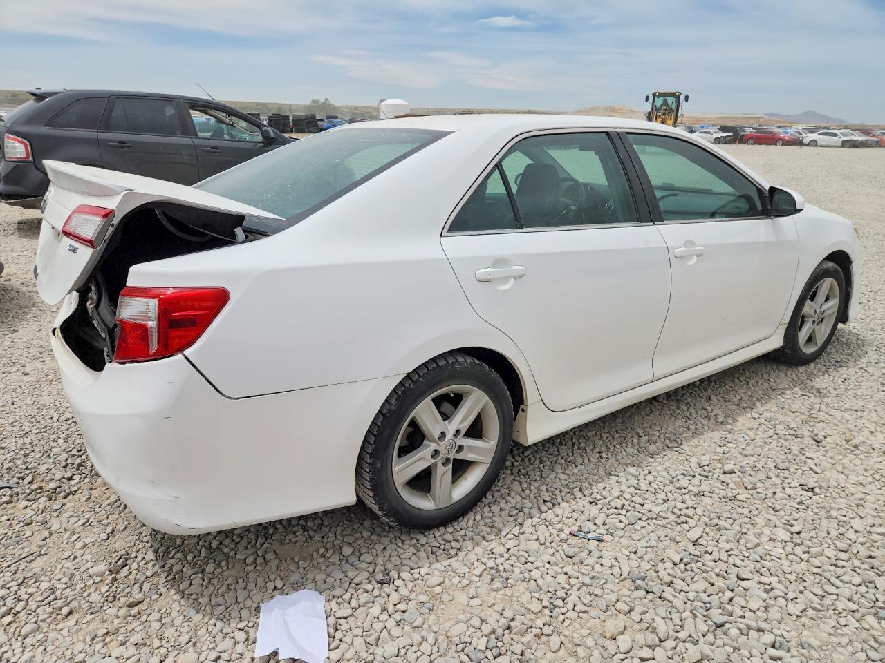 2014 Toyota Camry Se White vin: 4T1BF1FK9EU826881