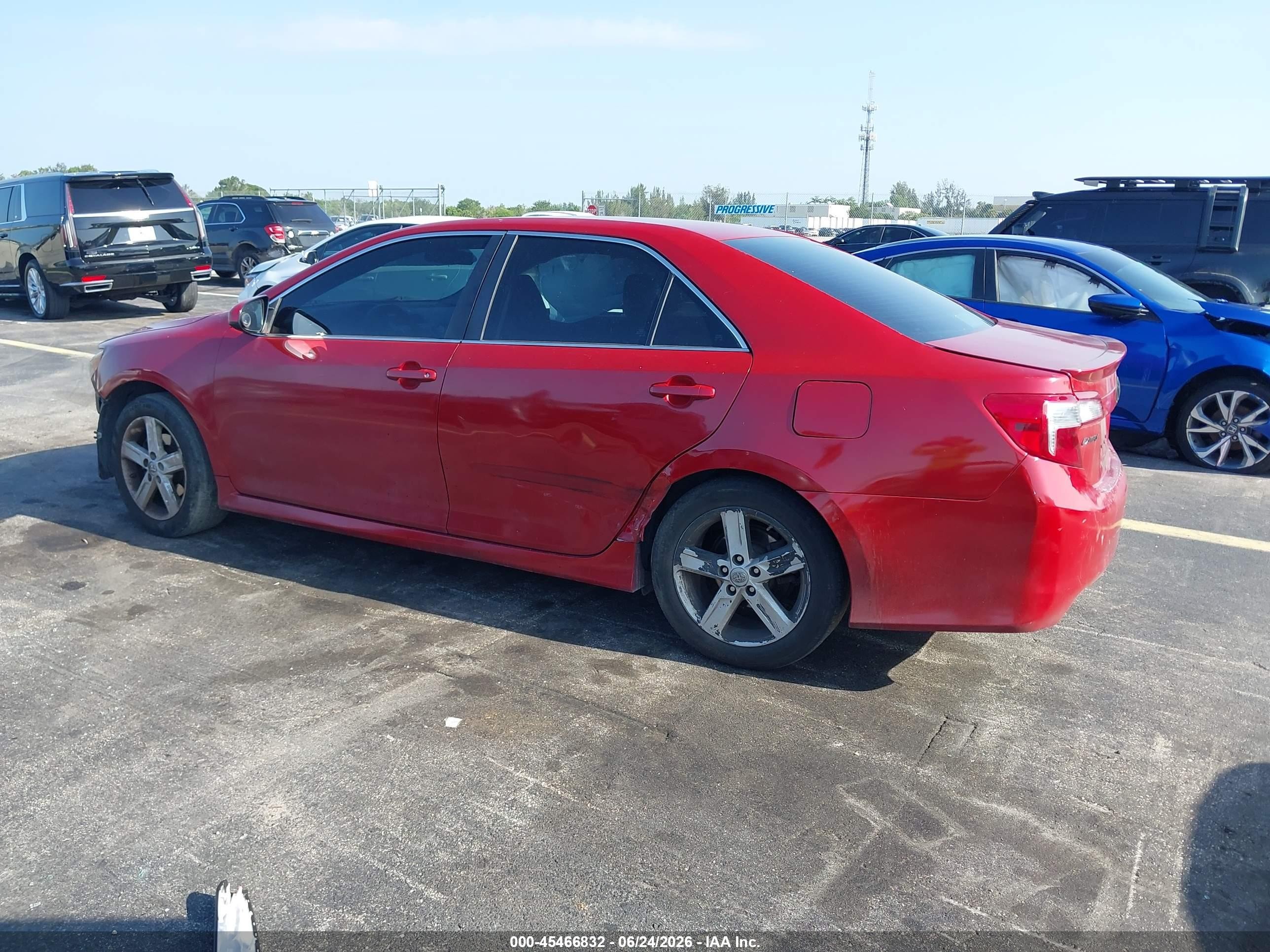 2014 Toyota Camry Se Red vin: 4T1BF1FK9EU842885
