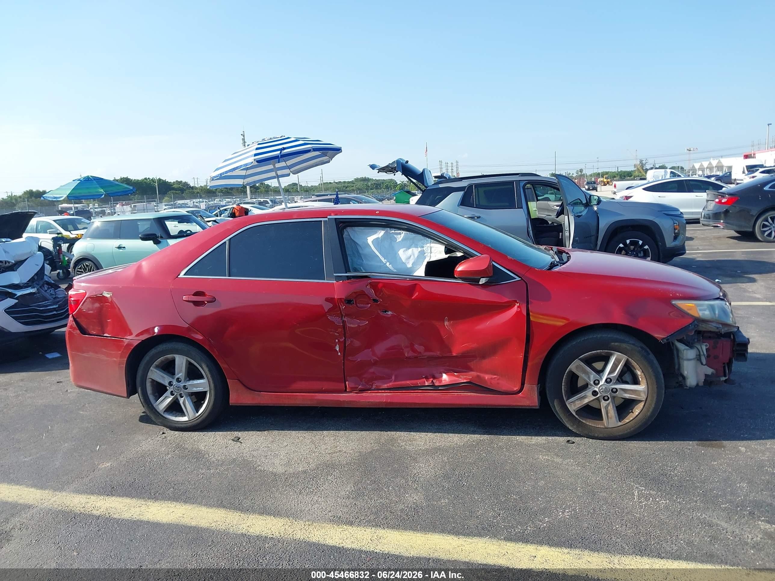 2014 Toyota Camry Se Red vin: 4T1BF1FK9EU842885