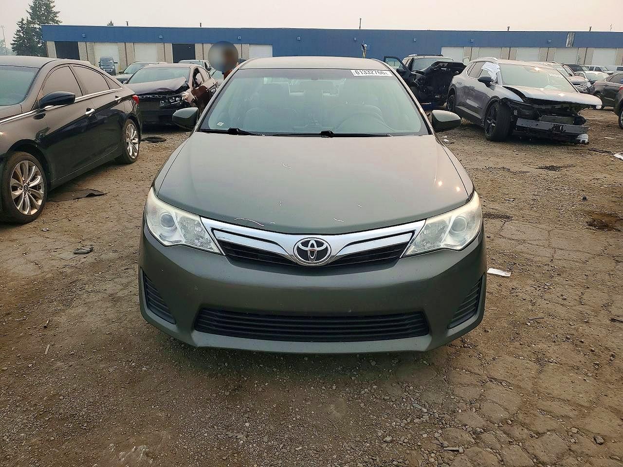 2014 Toyota Camry Le Green vin: 4T1BF1FK9EU853885