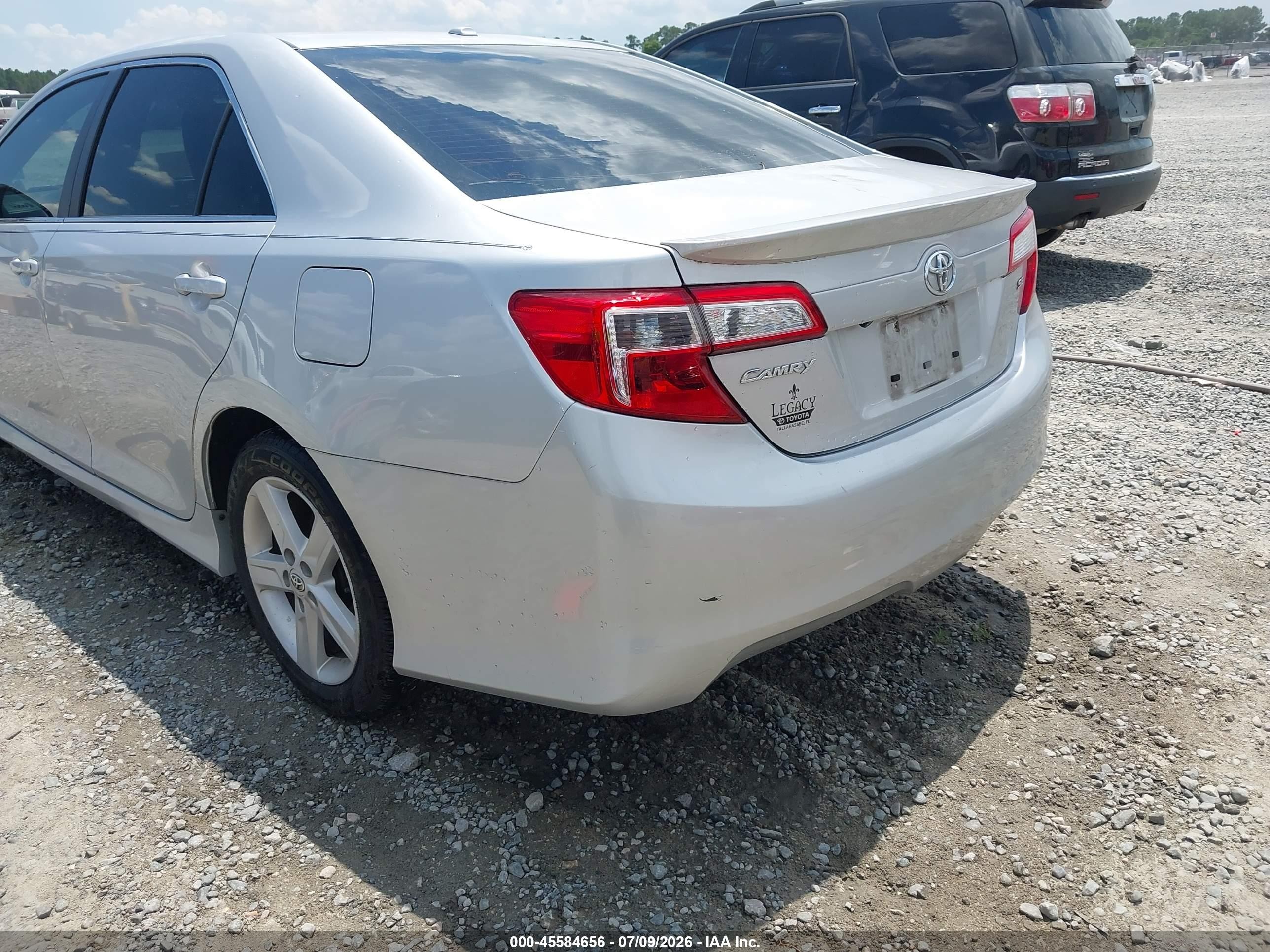 2014 Toyota Camry Se Silver vin: 4T1BF1FK9EU859606