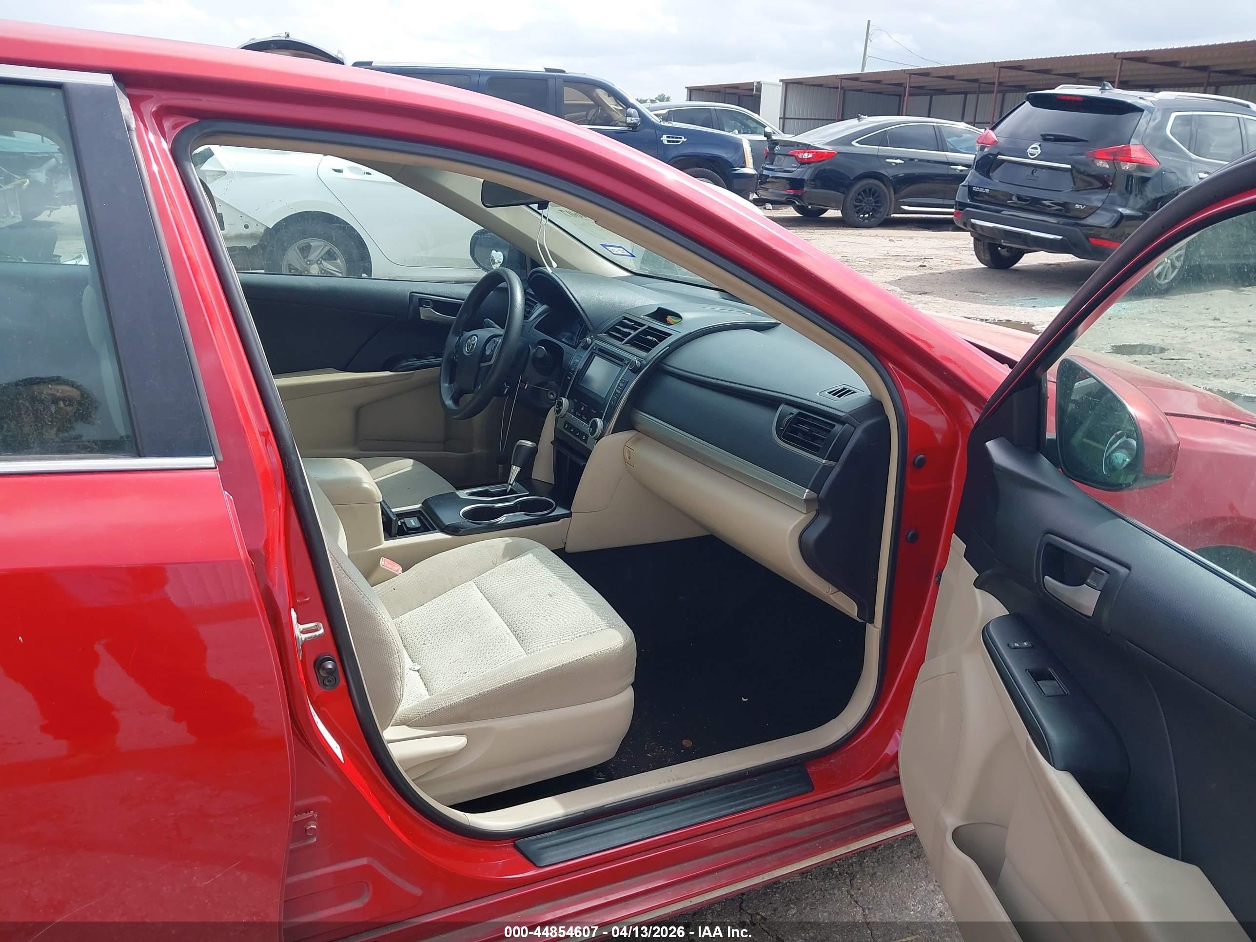 2014 Toyota Camry Le Красный vin: 4T1BF1FK9EU861212