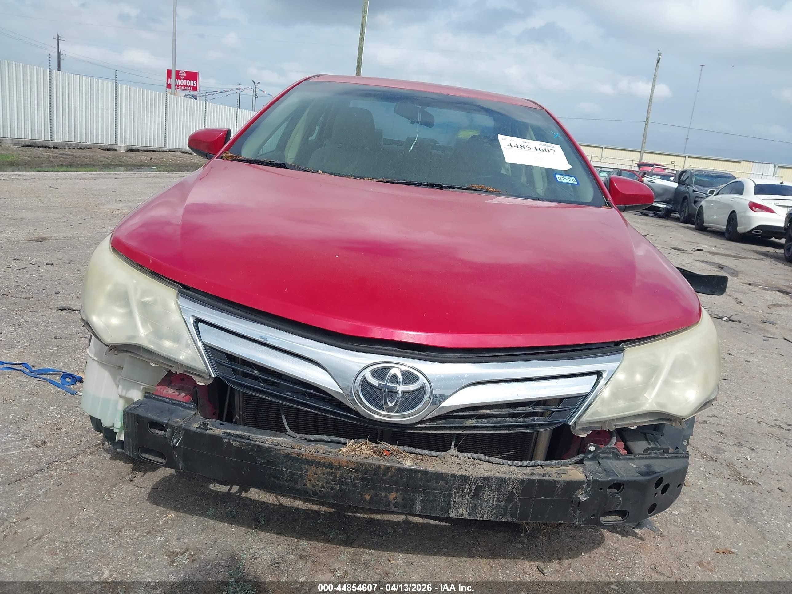2014 Toyota Camry Le Красный vin: 4T1BF1FK9EU861212