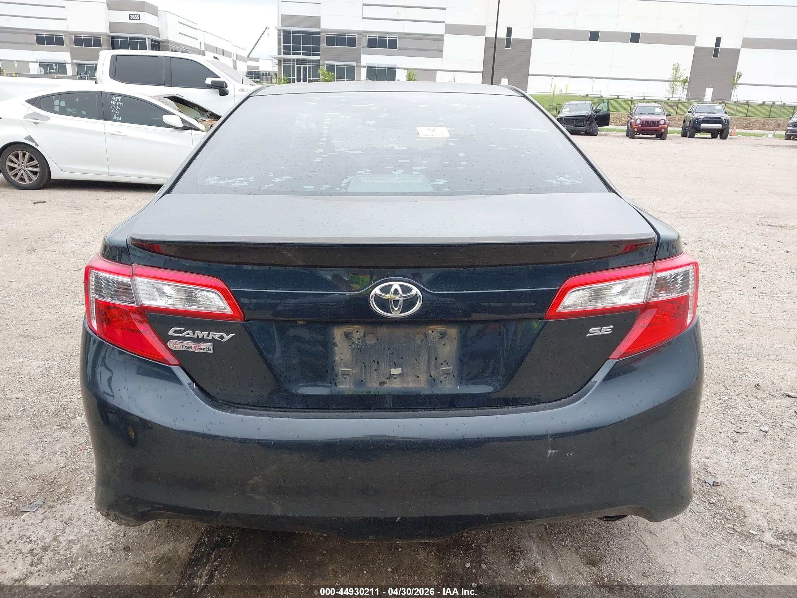 2014 Toyota Camry Se Dark Blue vin: 4T1BF1FK9EU867429
